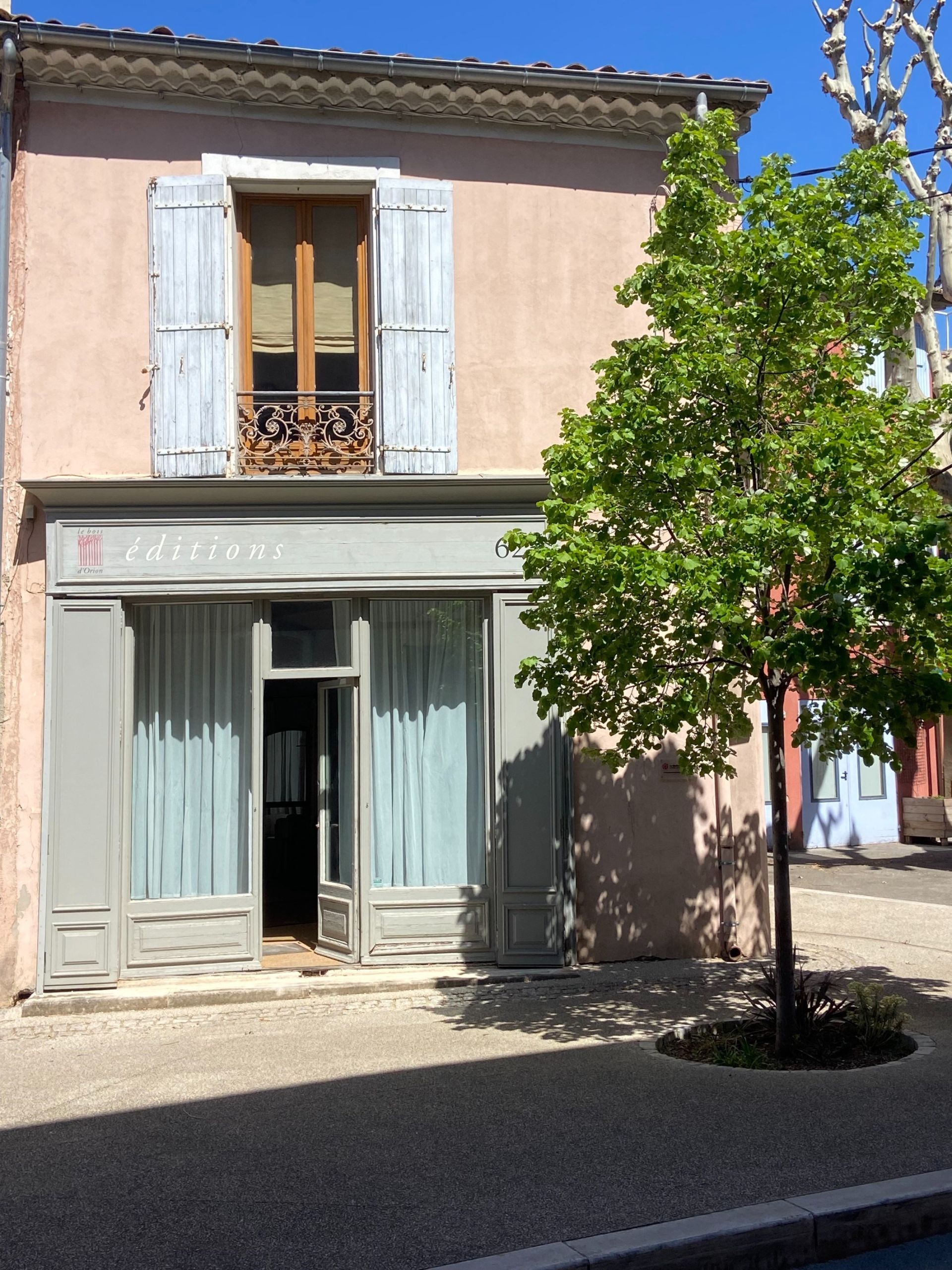 Vente Maison 8&nbsp;Pièces 280&nbsp;m² L'Isle-sur-la-Sorgue