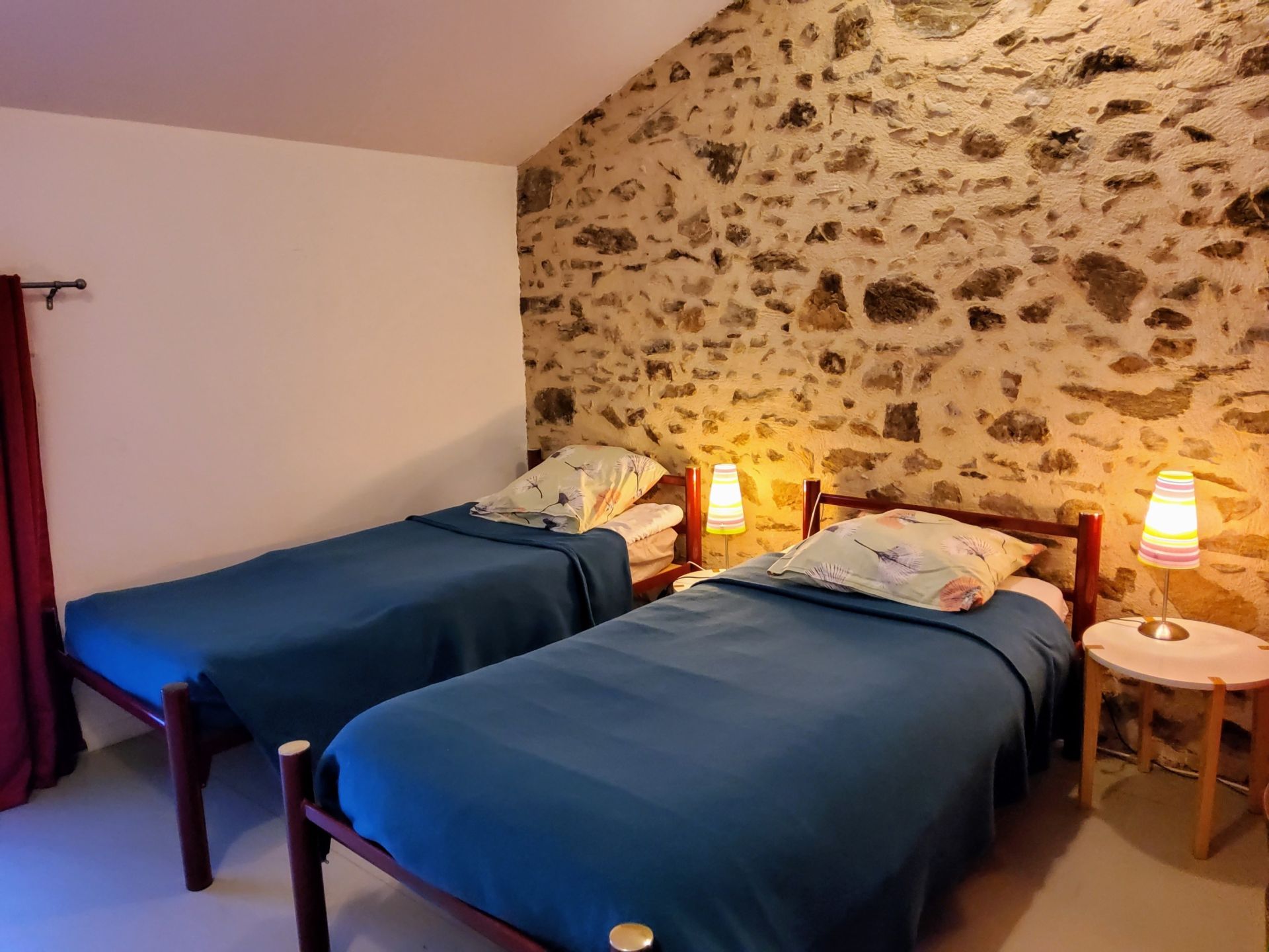 house 9 rooms for sale on ST QUENTIN SUR CHARENTE (16150)