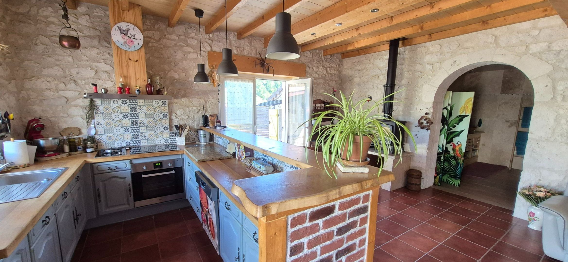 ferme 7 Pièces en vente sur MONTAIGU DE QUERCY (82150)