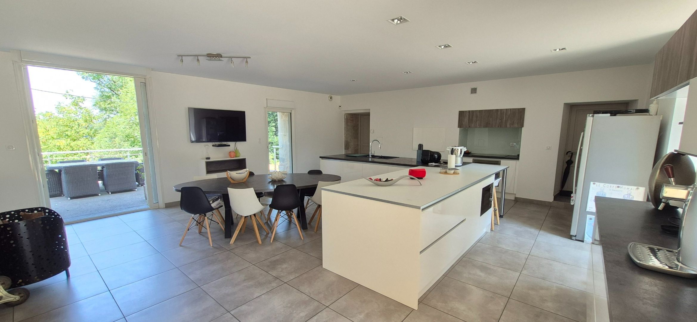 property 12 rooms for sale on AGEN (47000)