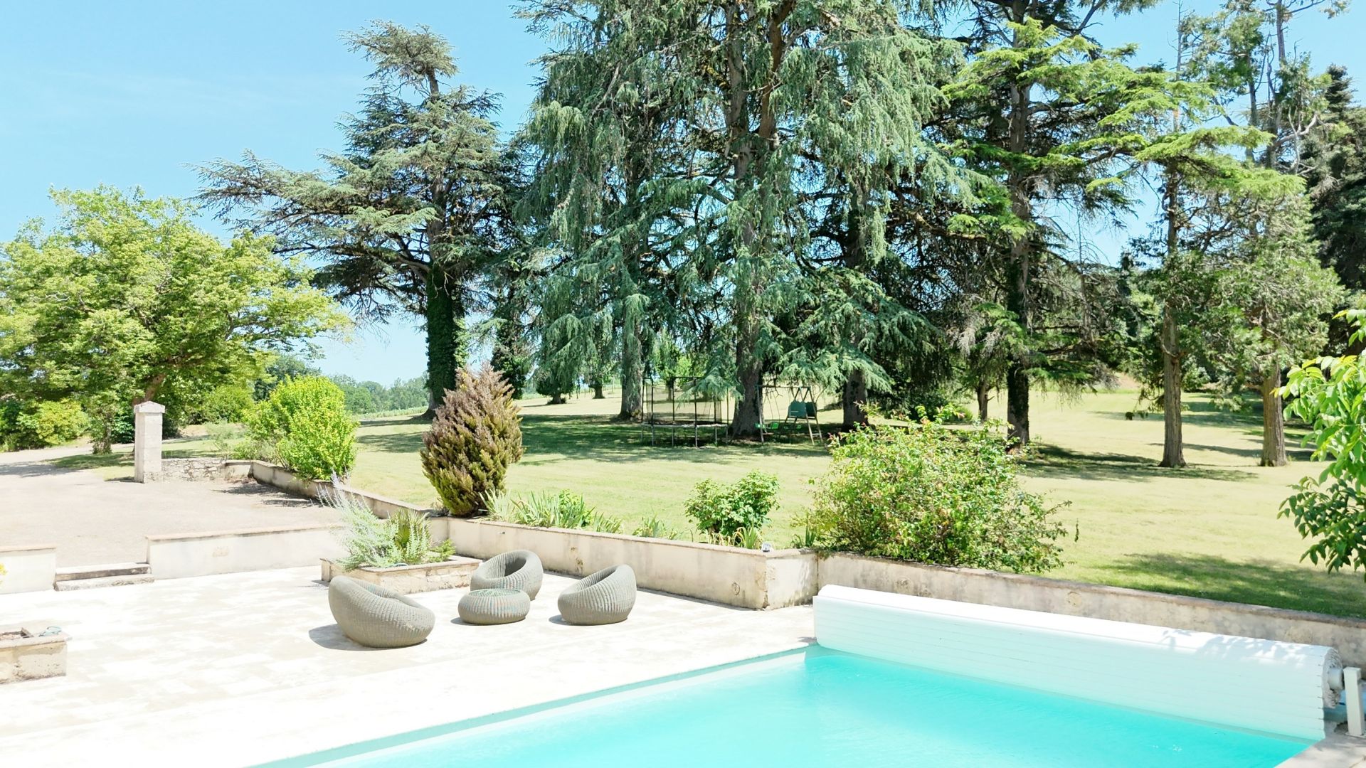 property 12 rooms for sale on AGEN (47000)