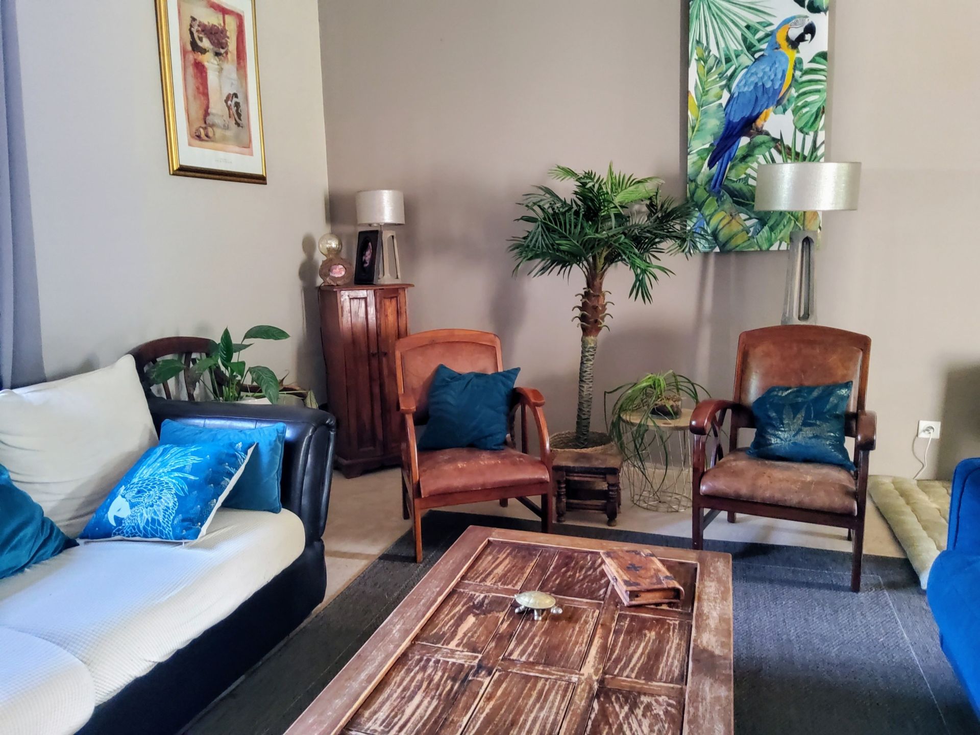 propriété 8 Pièces en vente sur CHALUS (87230)