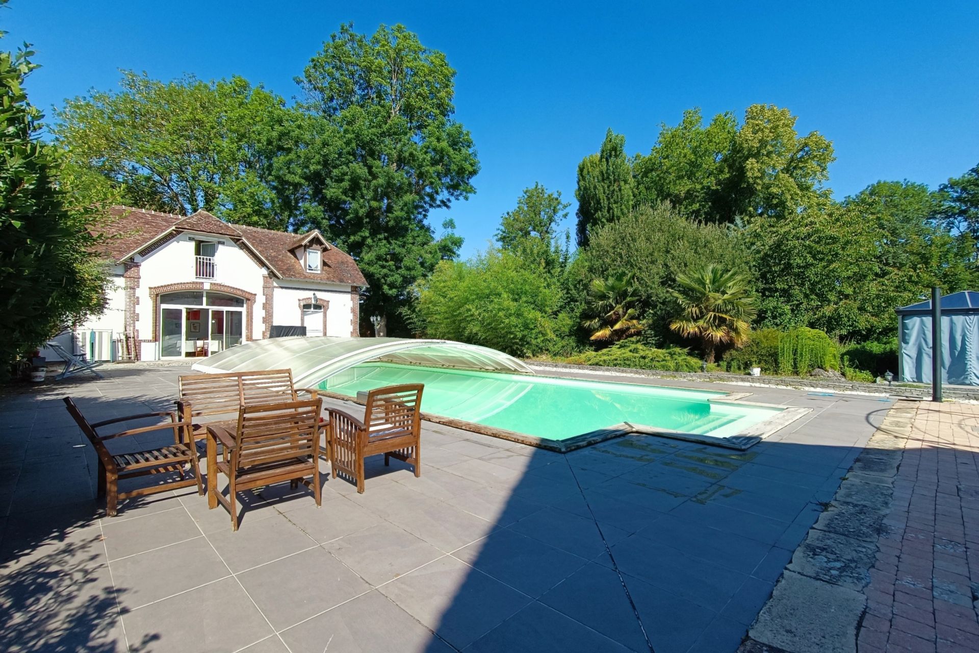 maison 18 Pièces en vente sur CHERISY (28500)