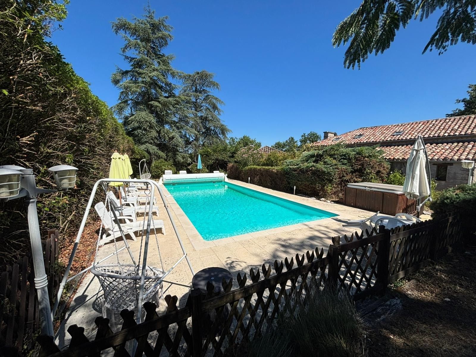 maison 8 Pièces en vente sur BEAUVILLE (47470)