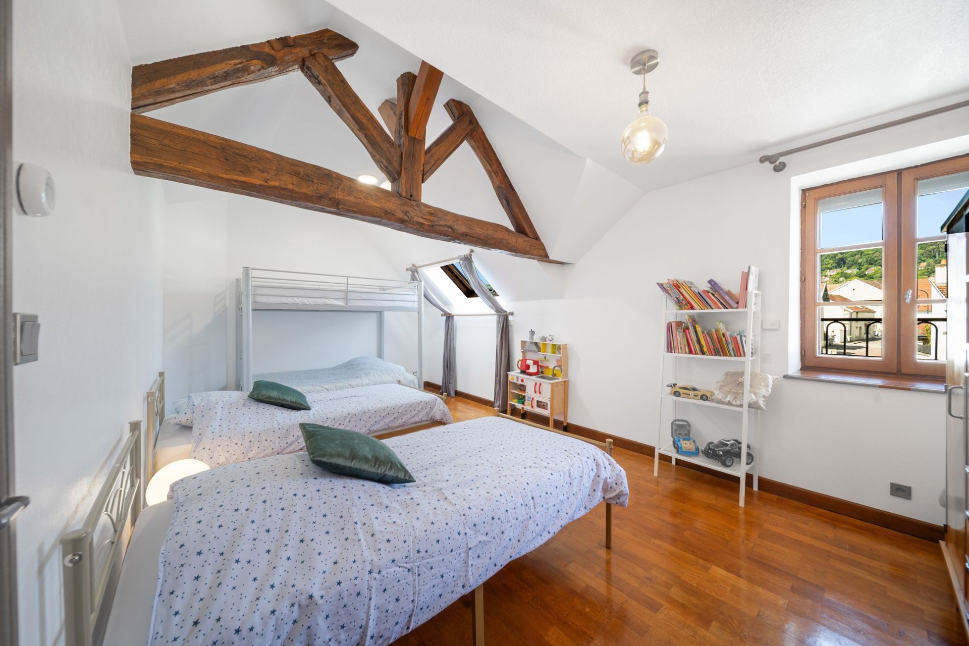 propriété 12 Pièces en vente sur CORCELLES LES MONTS (21160)