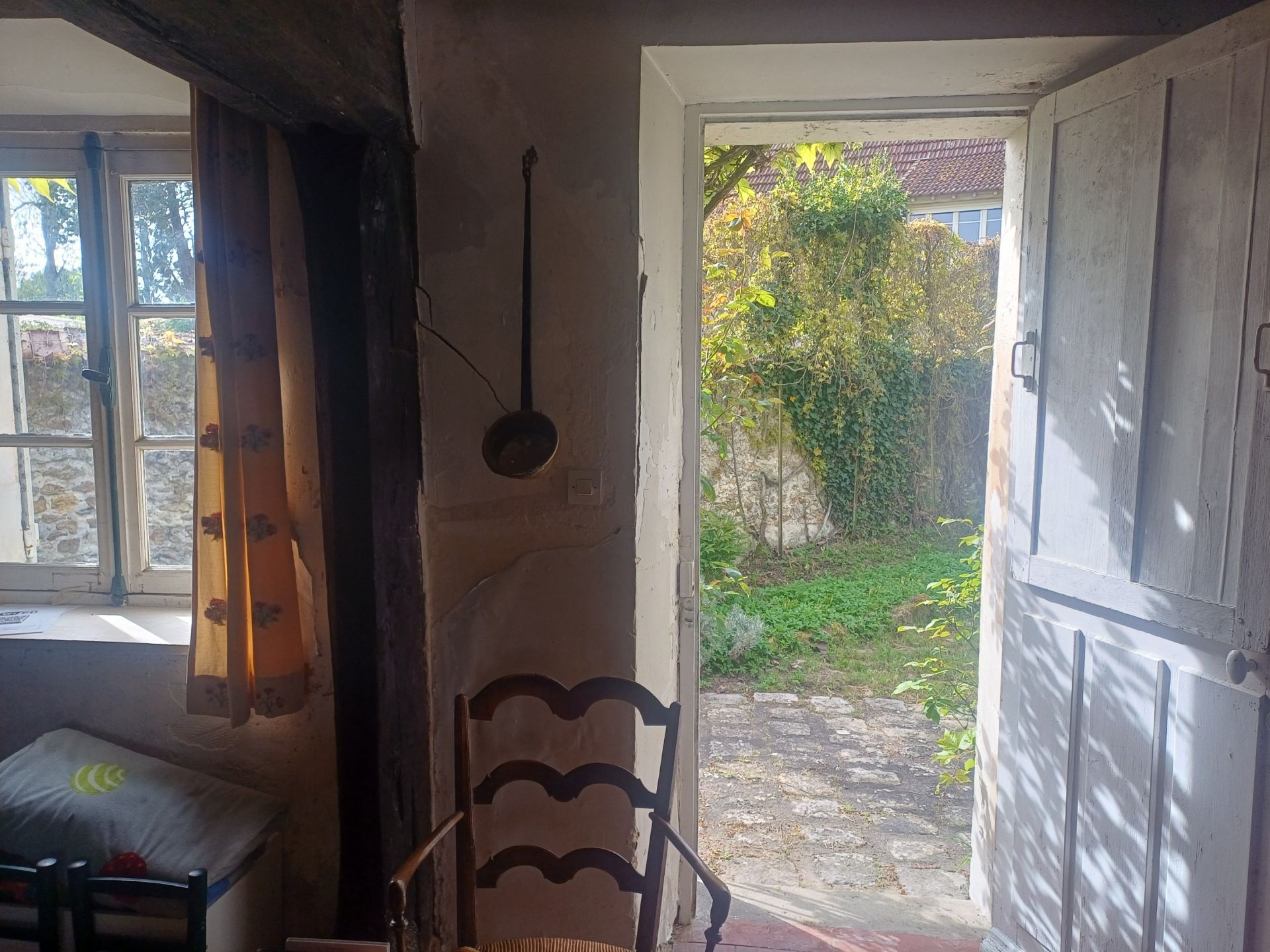 house 9 rooms for sale on RAMBOUILLET (78120)