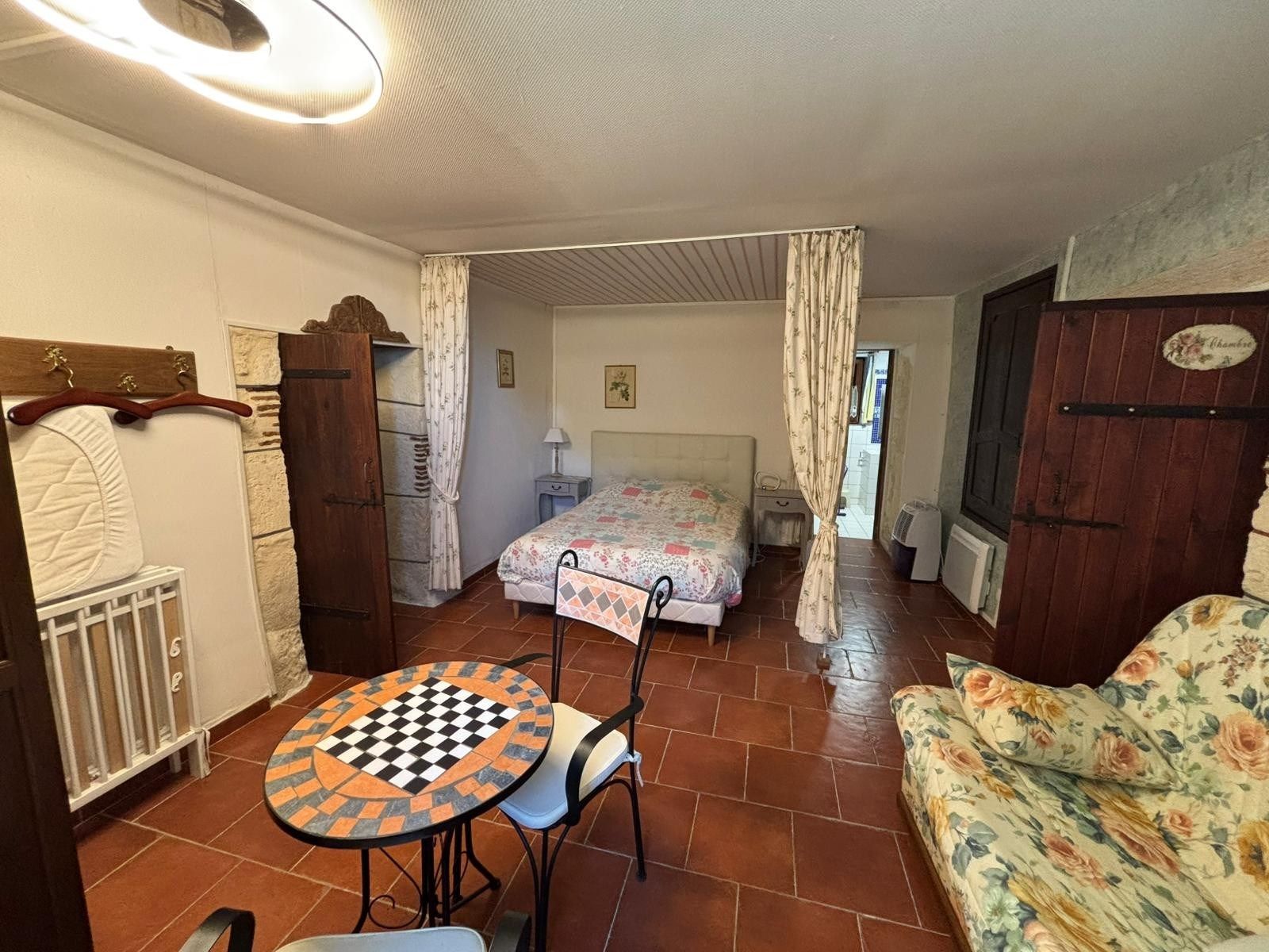 maison 8 Pièces en vente sur BEAUVILLE (47470)