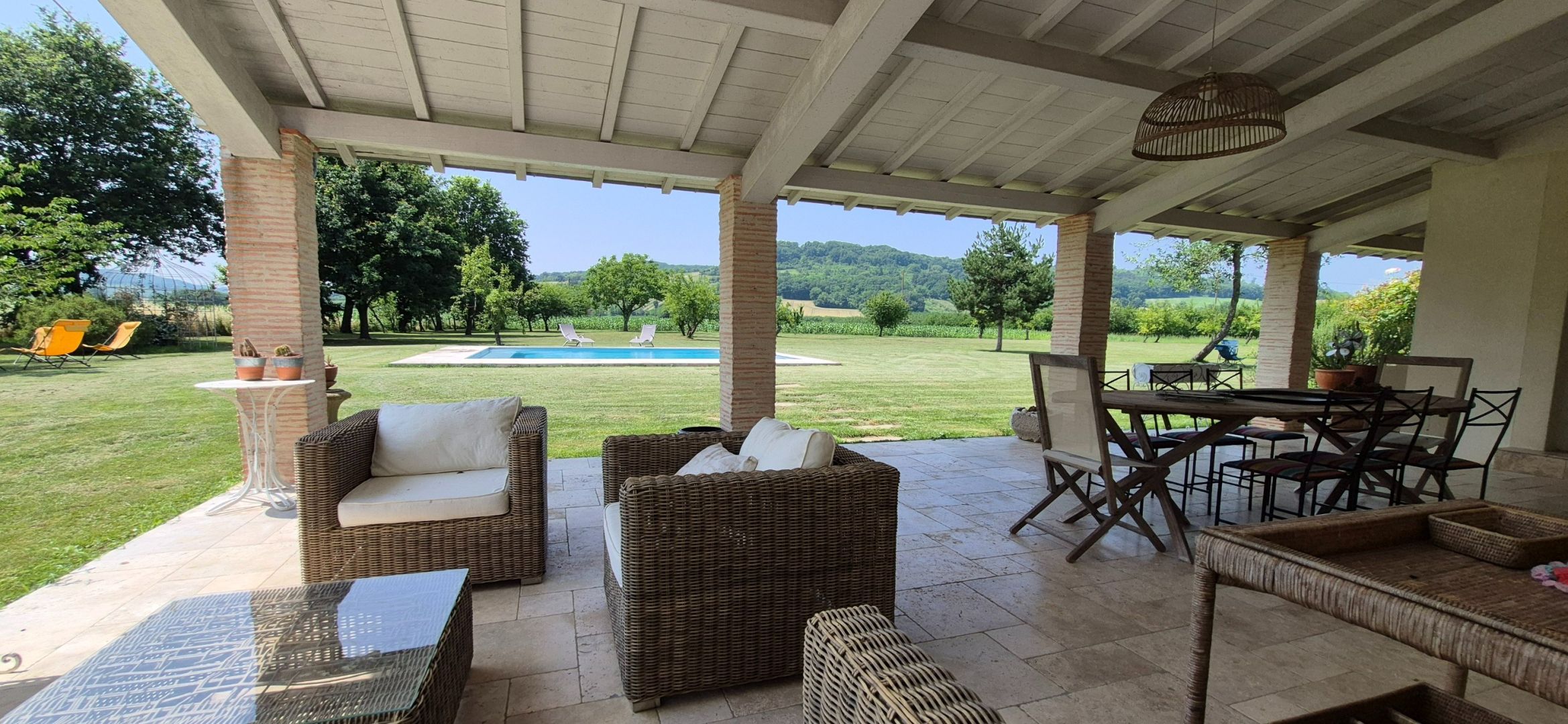 propriété 9 Pièces en vente sur FONGRAVE (47260)