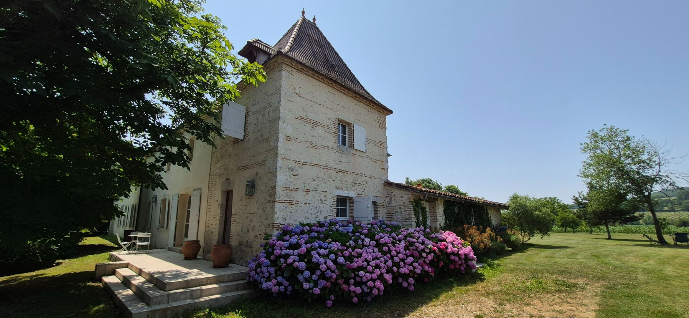 propriété 9 Pièces en vente sur FONGRAVE (47260)