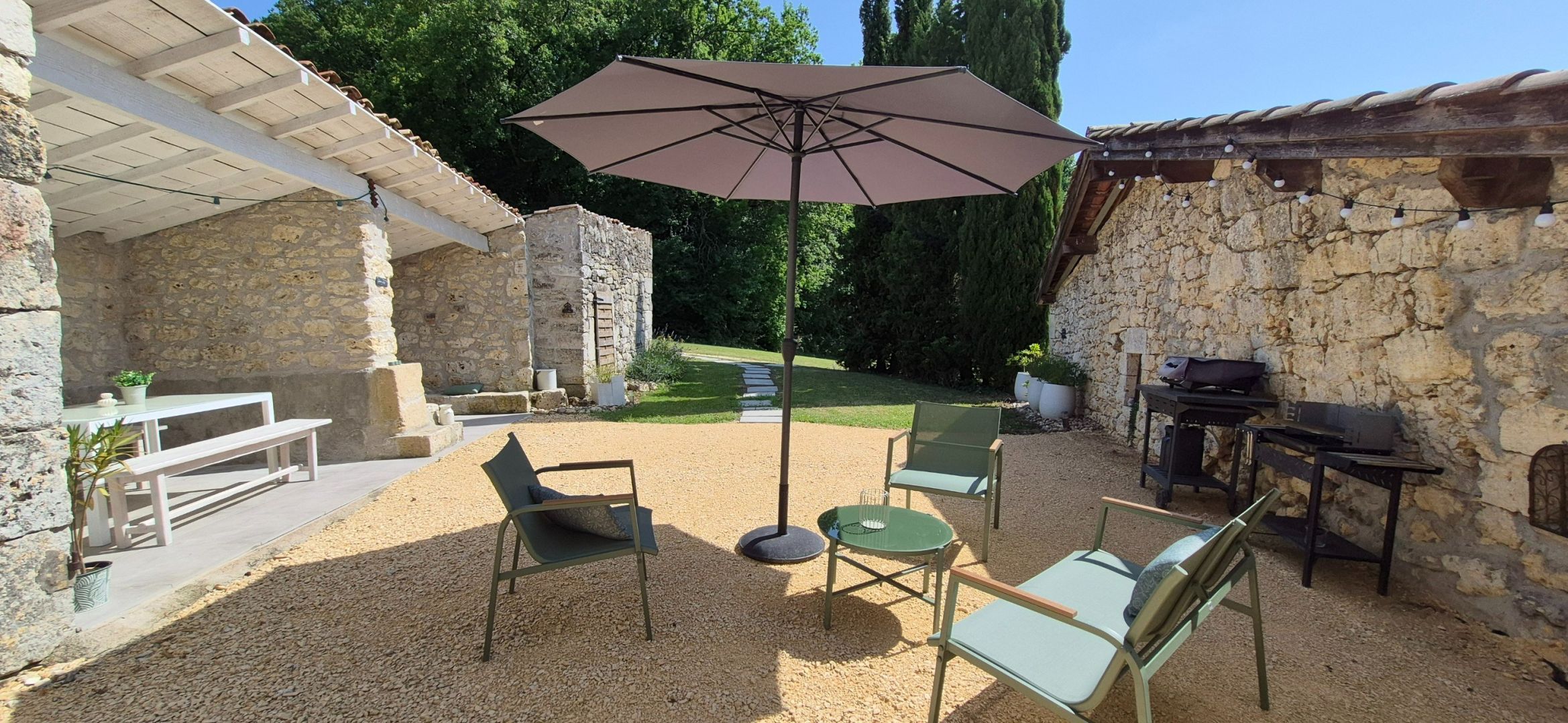 propriété 20 Pièces en vente sur SEMBAS (47360)