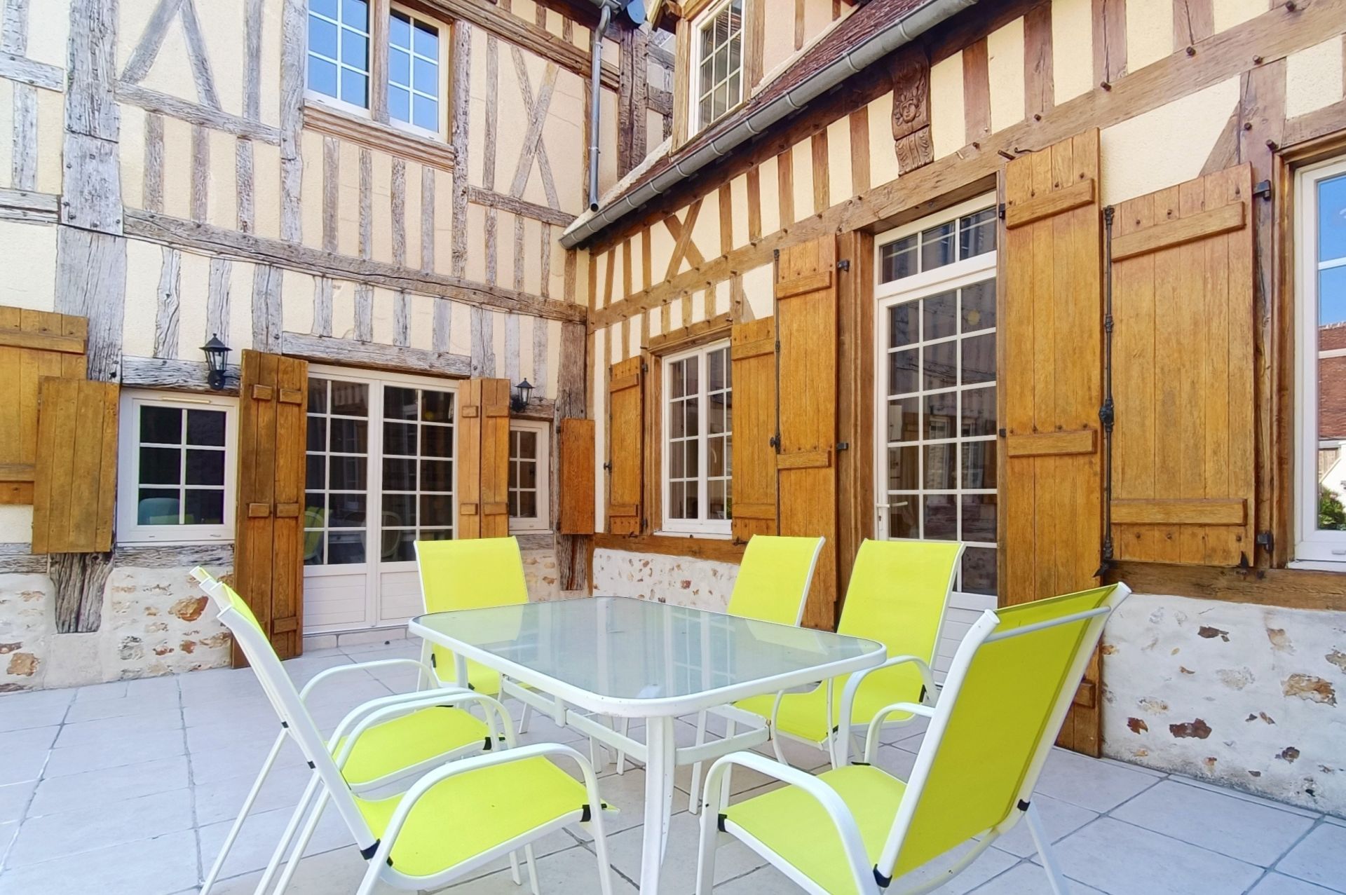 house 9 rooms for sale on NONANCOURT (27320)