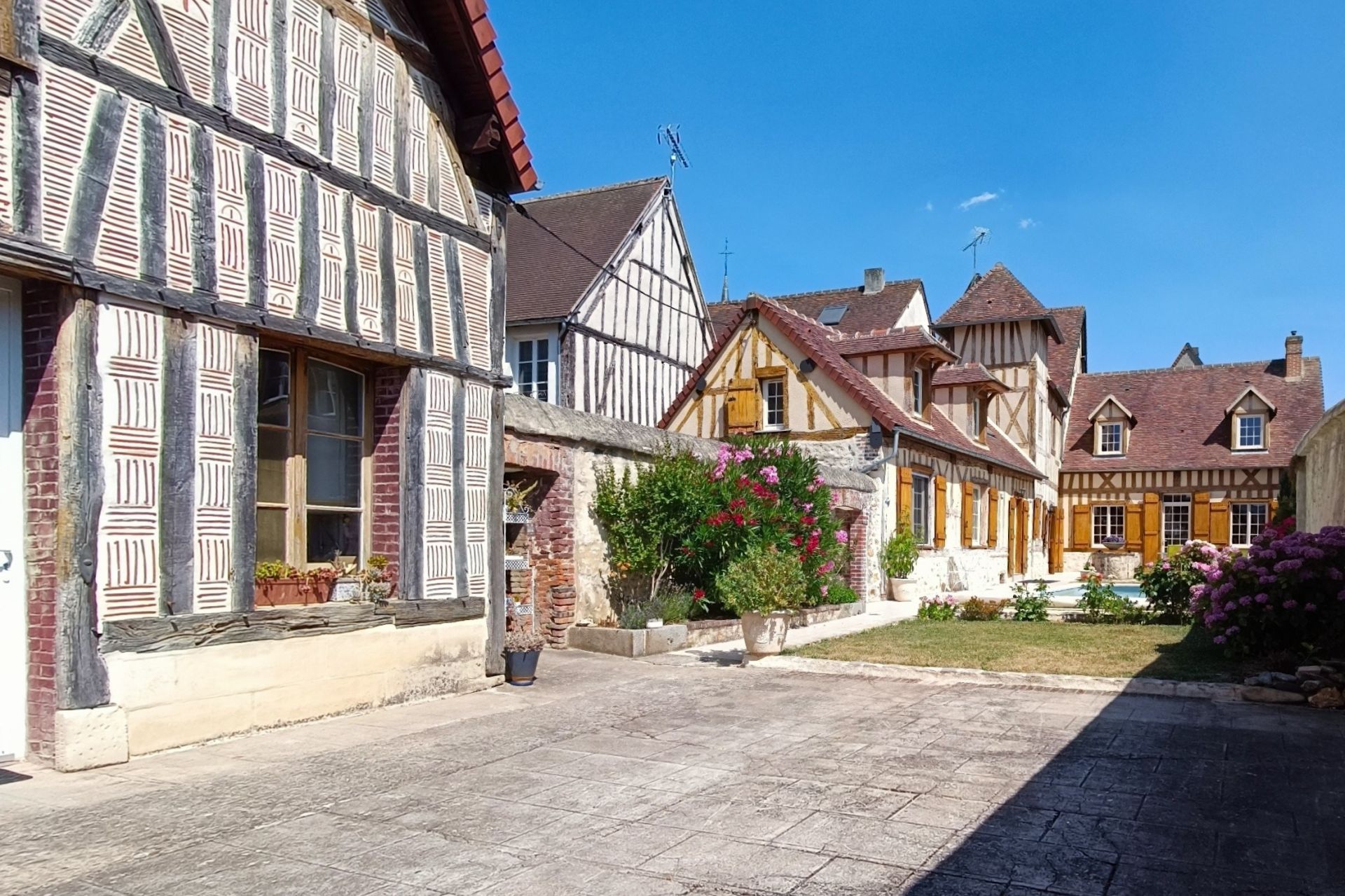 maison 9 Pièces en vente sur NONANCOURT (27320)