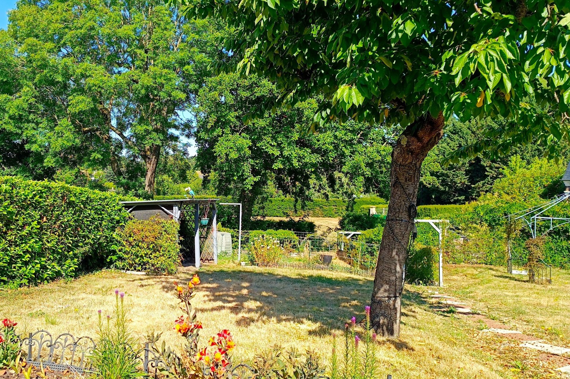 house 4 rooms for sale on MESNILS SUR ITON (27240)