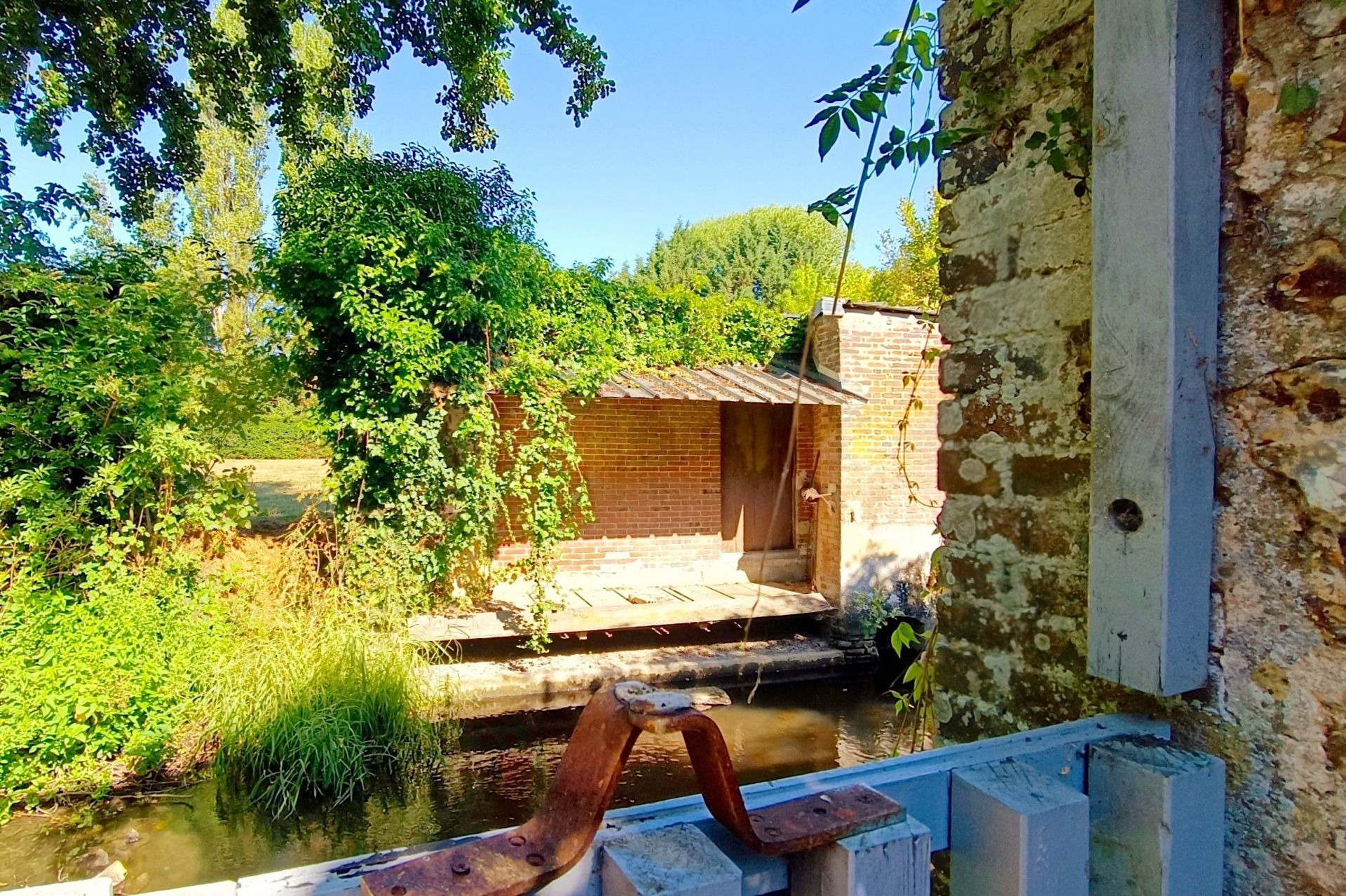 house 4 rooms for sale on MESNILS SUR ITON (27240)