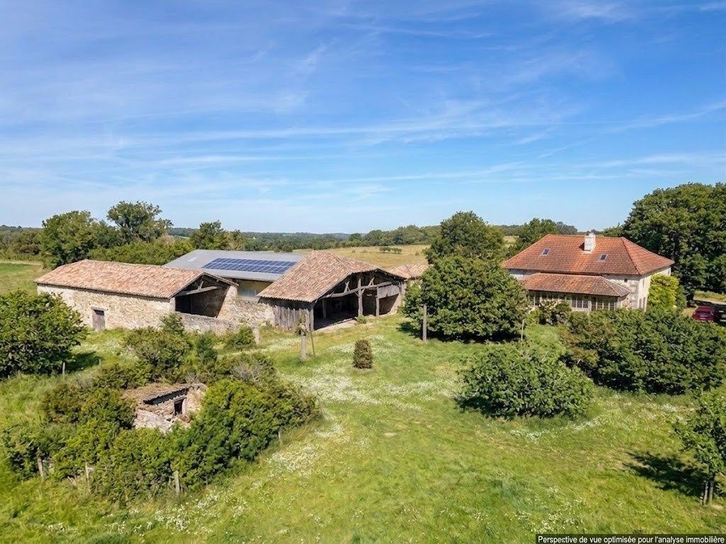 Sale House 6&nbsp;rooms 142&nbsp;m² Montaigu-de-Quercy