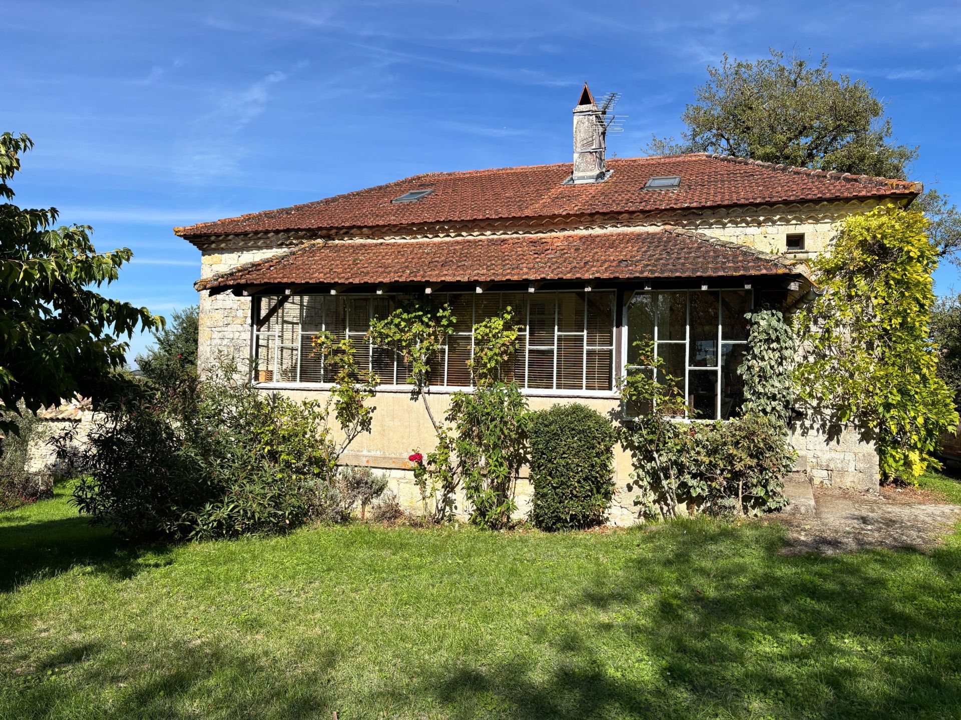 house 6 rooms for sale on MONTAIGU DE QUERCY (82150)