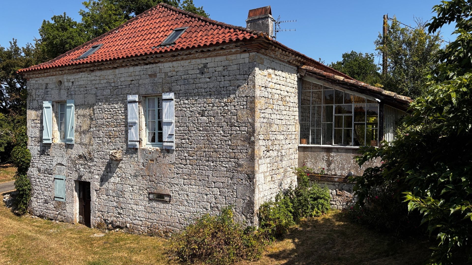 house 6 rooms for sale on MONTAIGU DE QUERCY (82150)