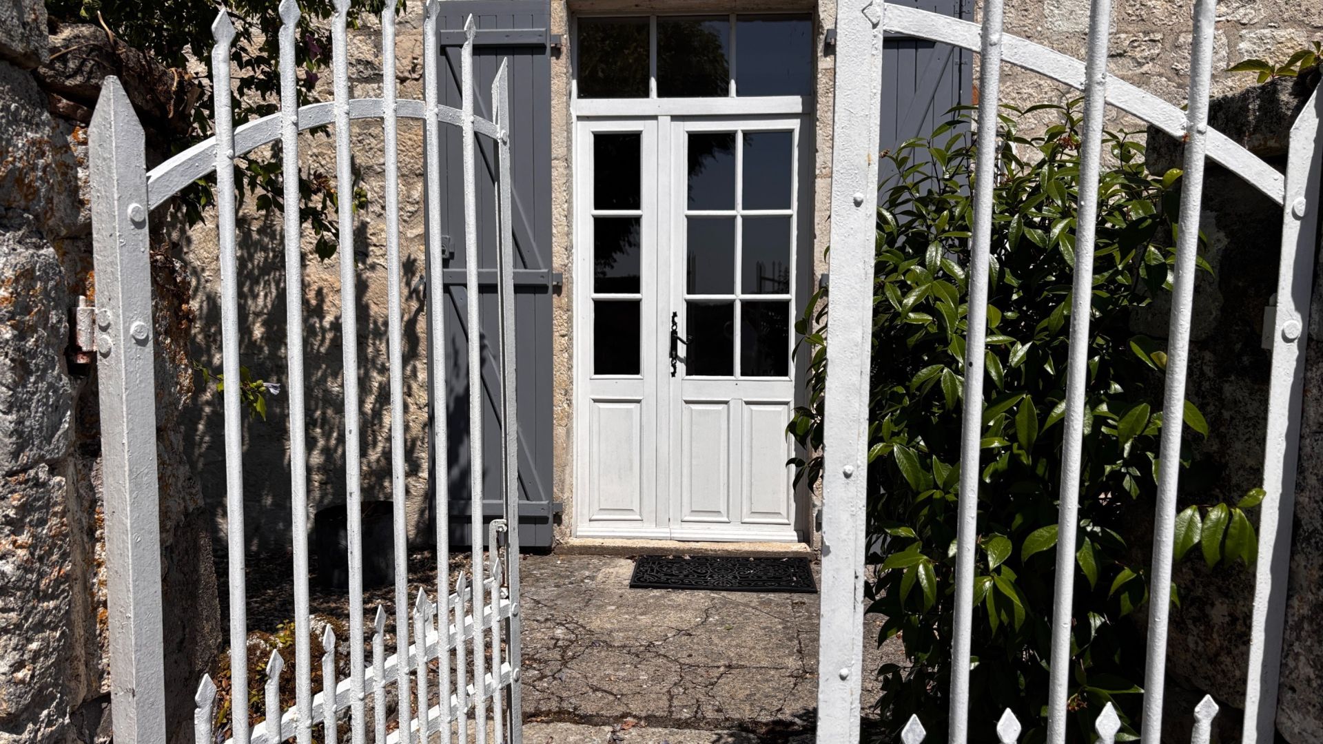  8 Pièces en vente sur ROQUECOR (82150)
