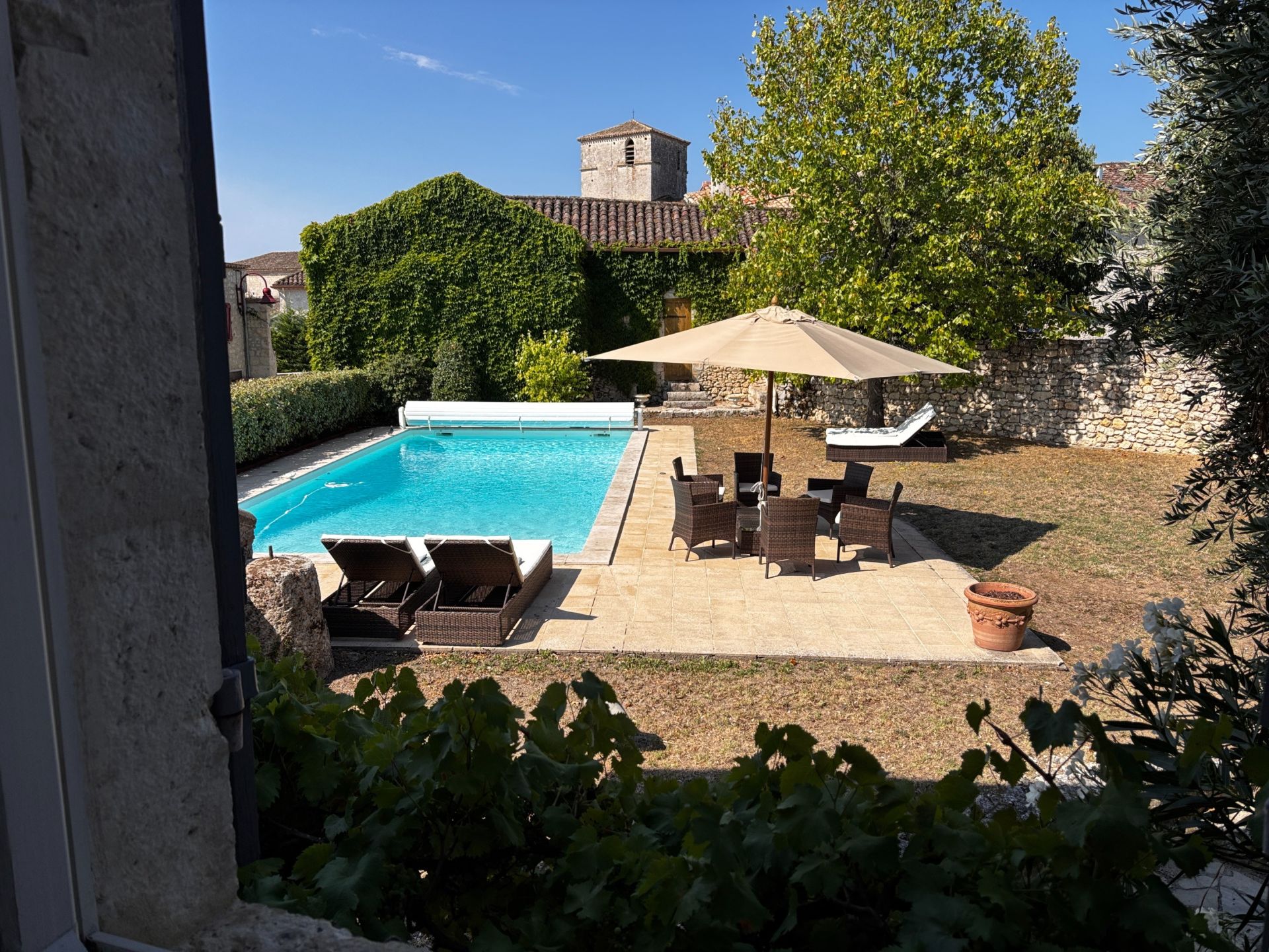  8 Pièces en vente sur ROQUECOR (82150)