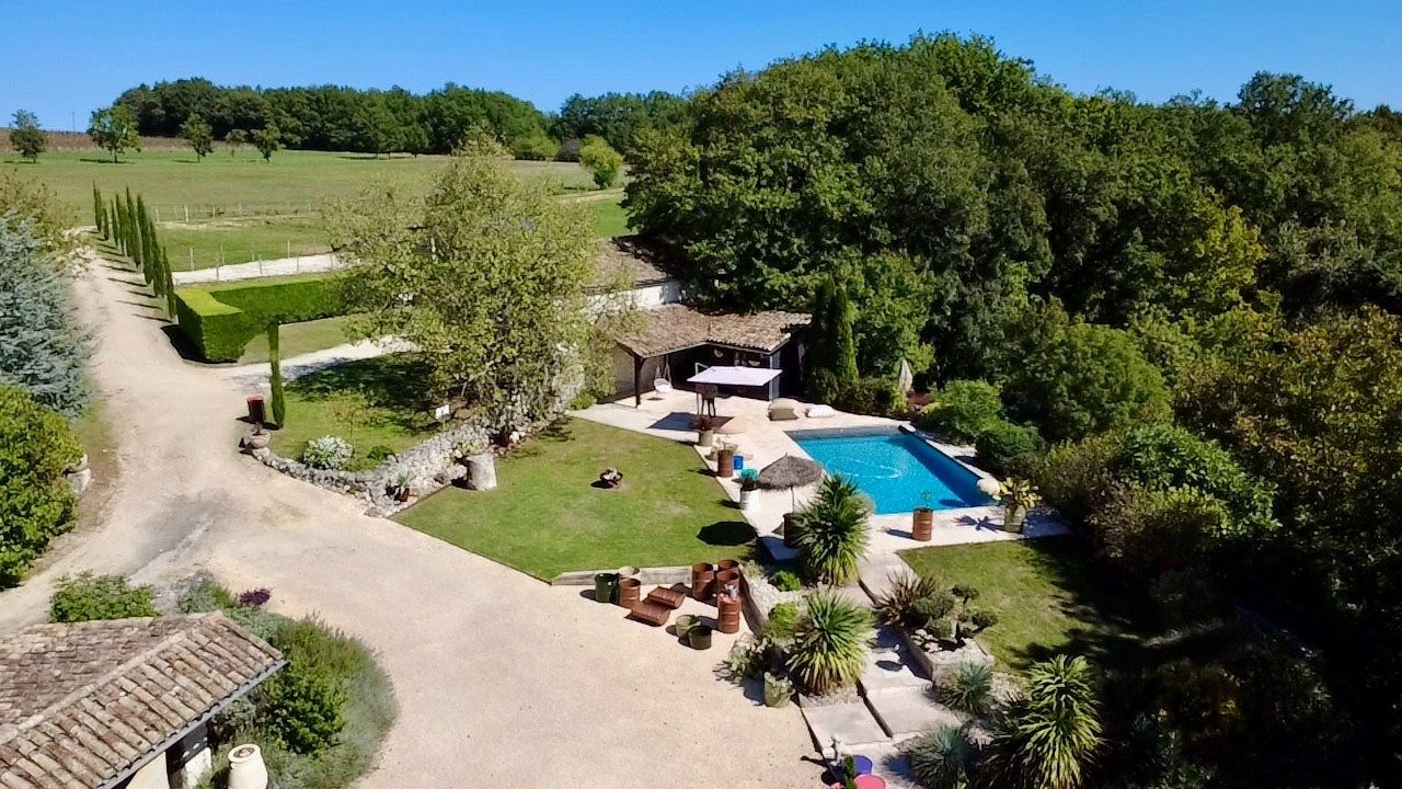 property 10 rooms for sale on ROQUECOR (82150)