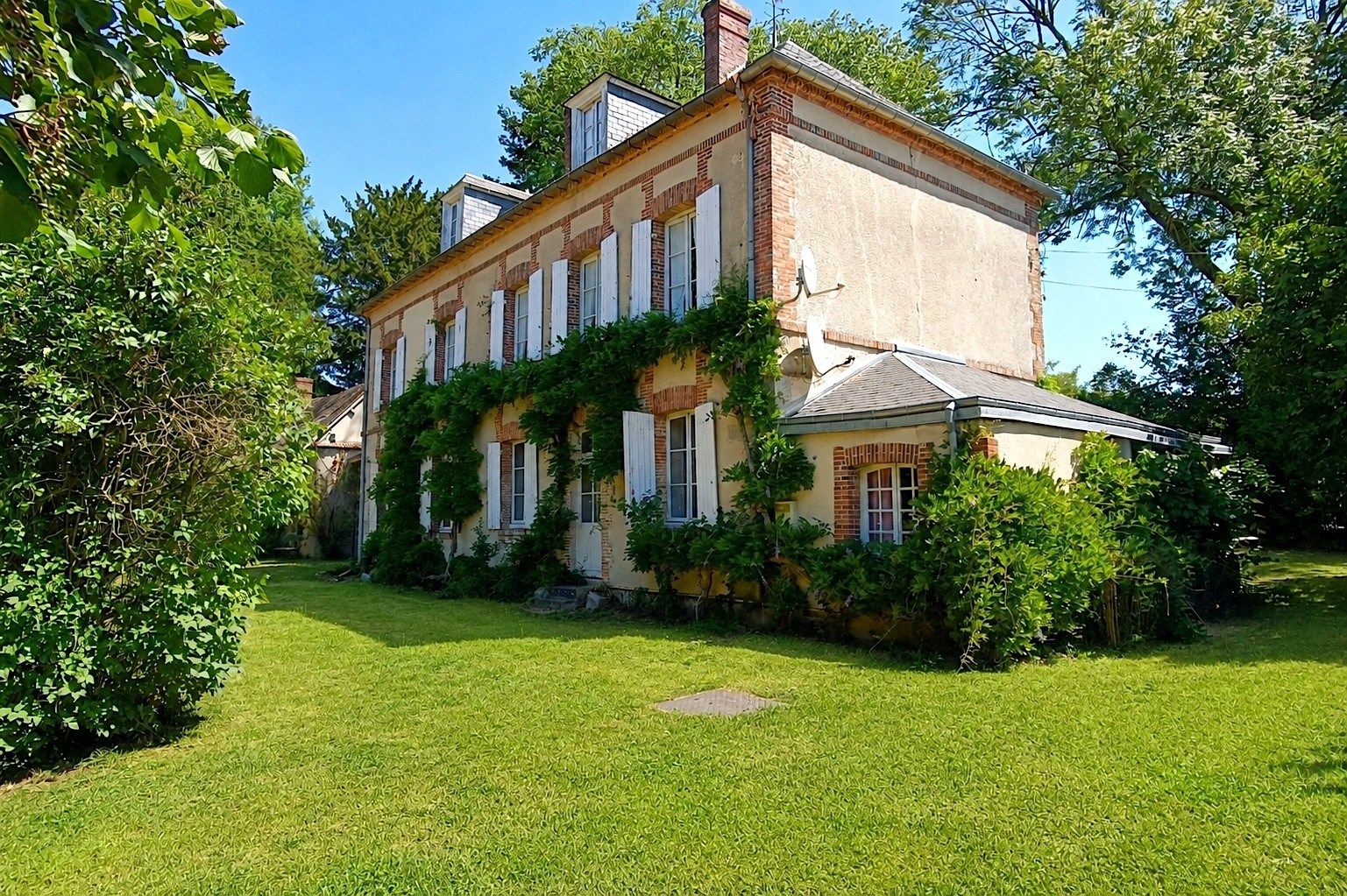 propriété 13 Pièces en vente sur MAINTENON (28130)