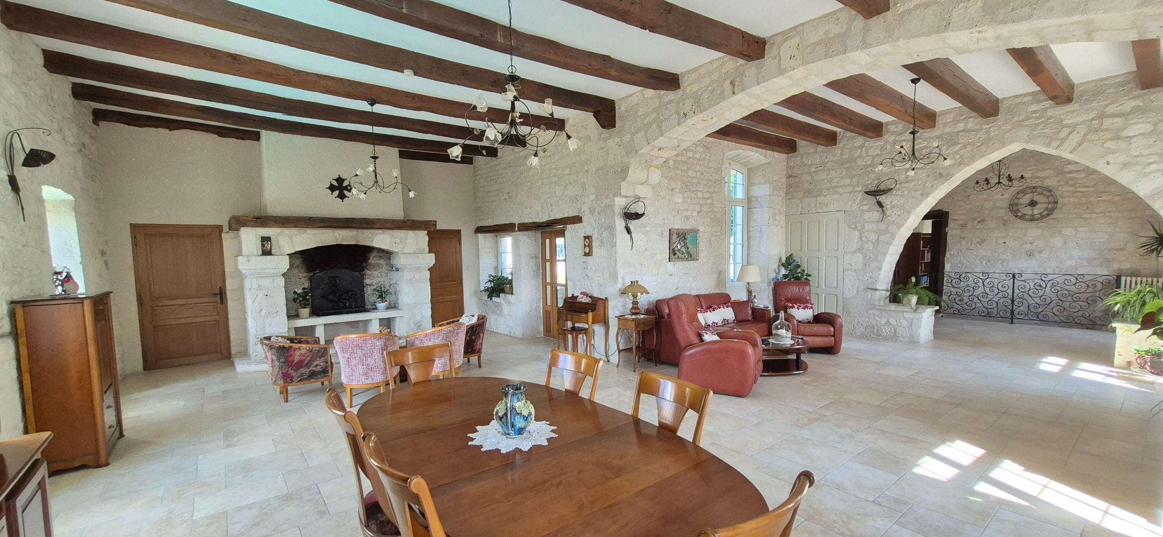 propriété 11 Pièces en vente sur MONTCUQ (46800)