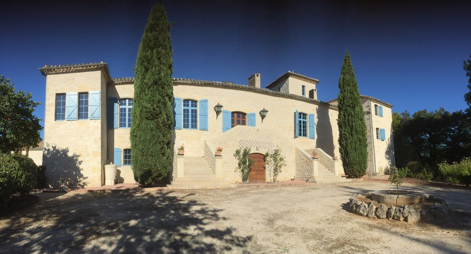 propriété 11 Pièces en vente sur MONTCUQ (46800)