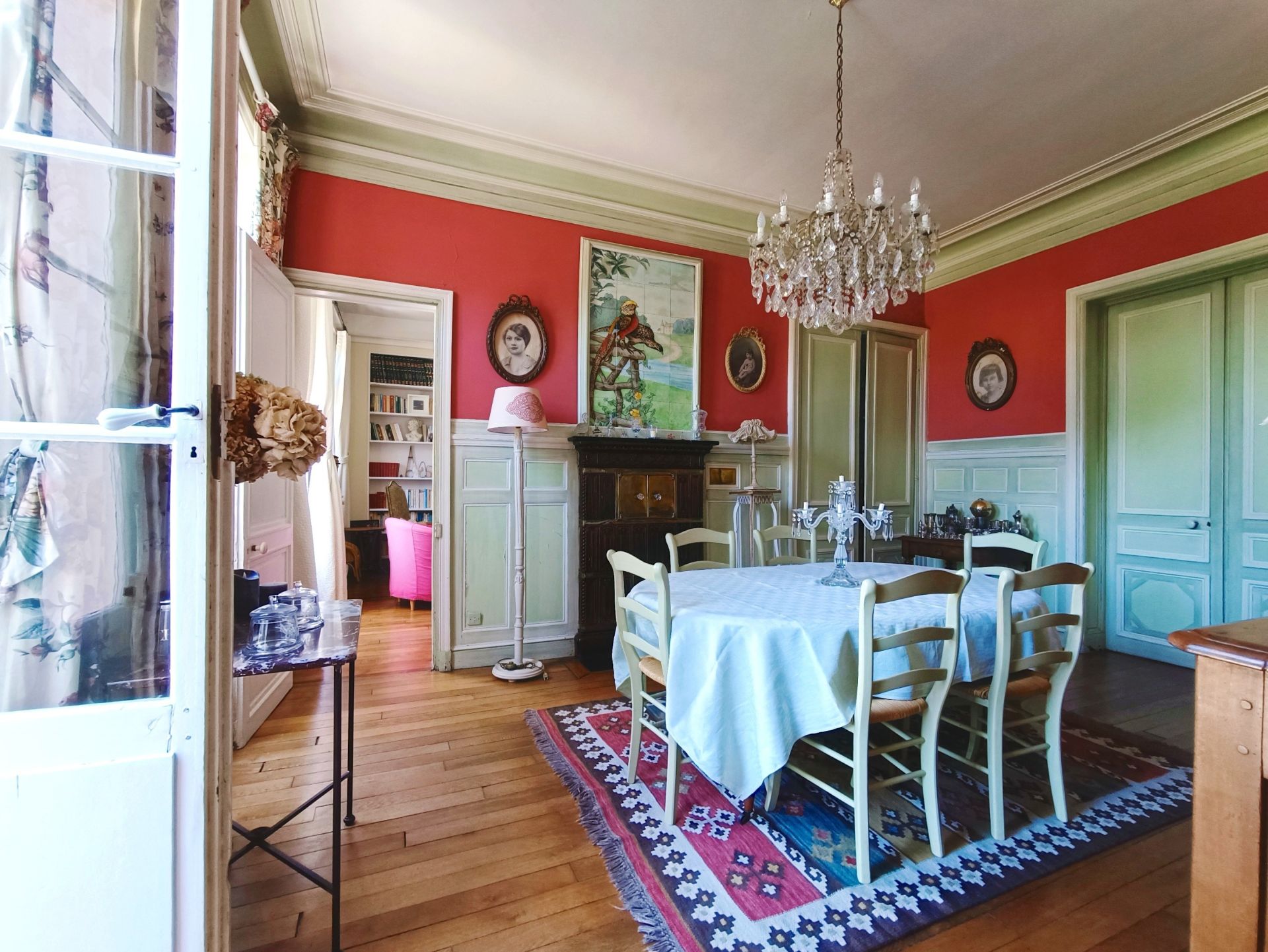 maison bourgeoise 10 Pièces en vente sur NOGENT LE ROI (28210)