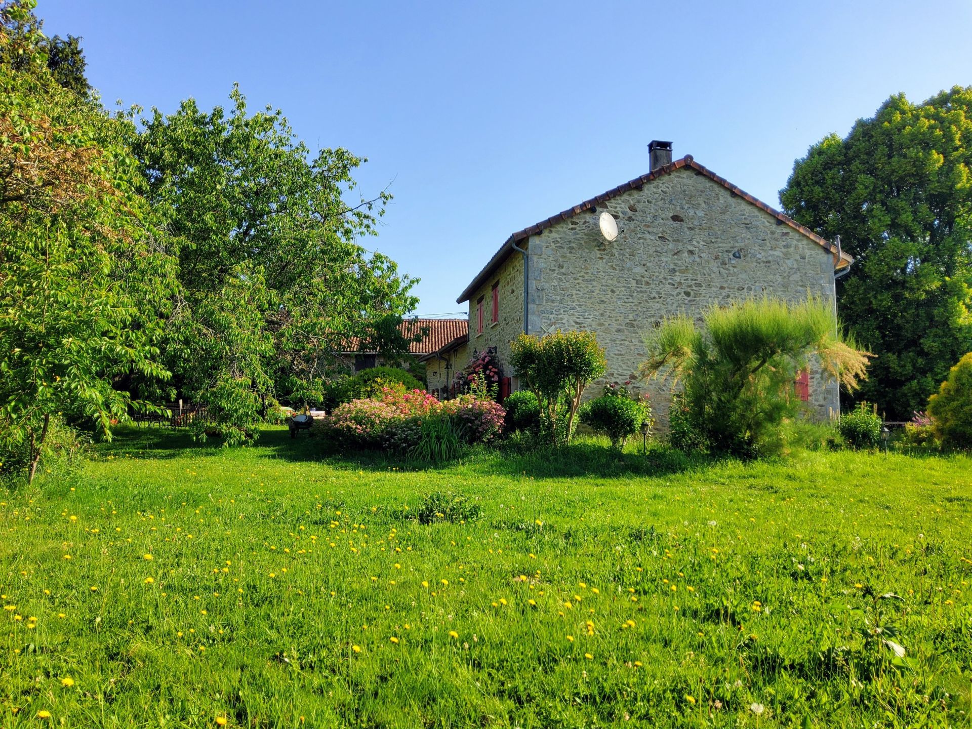 property 10 rooms for sale on PENSOL (87440)