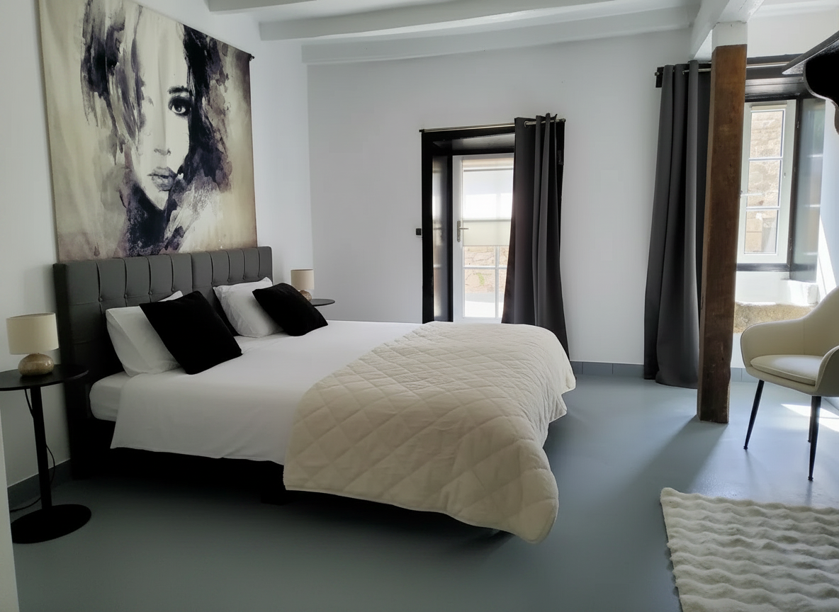 long house 8 rooms for sale on PENSOL (87440)