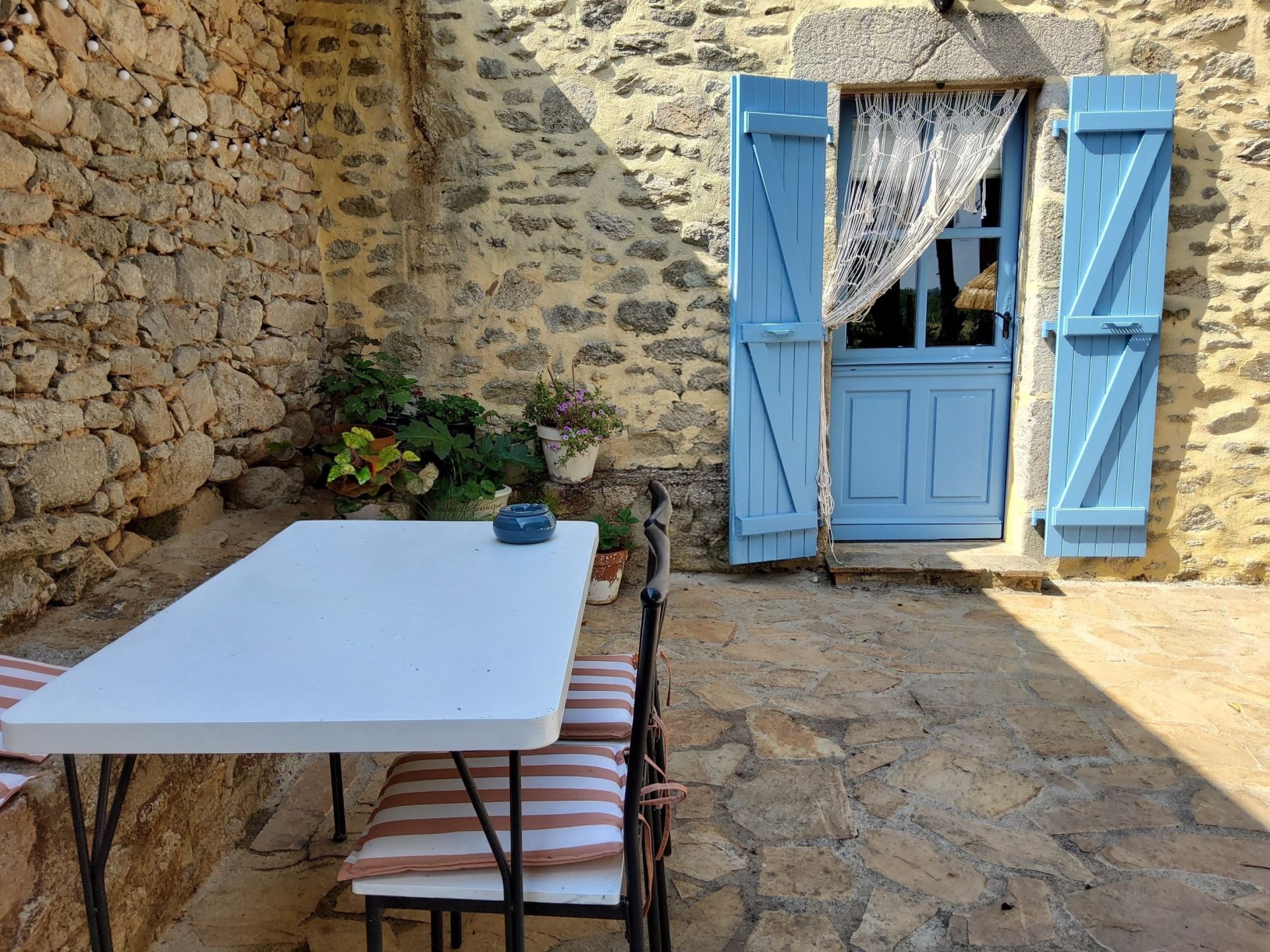 long house 8 rooms for sale on PENSOL (87440)