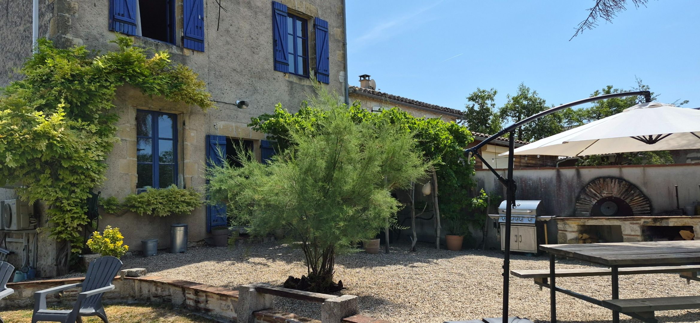  7 rooms for sale on BEAUVILLE (47470)