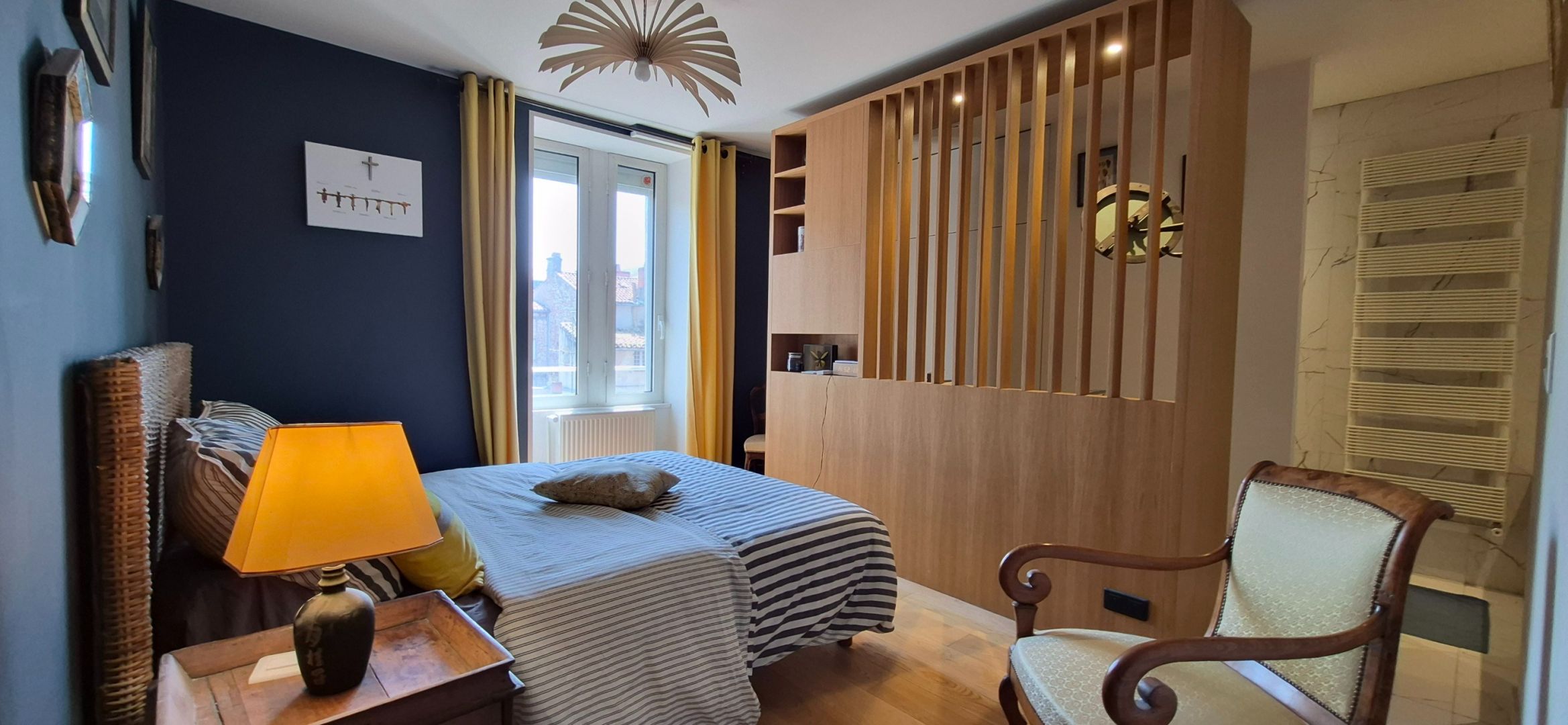 apartment 4 rooms for sale on CAHORS (46000)