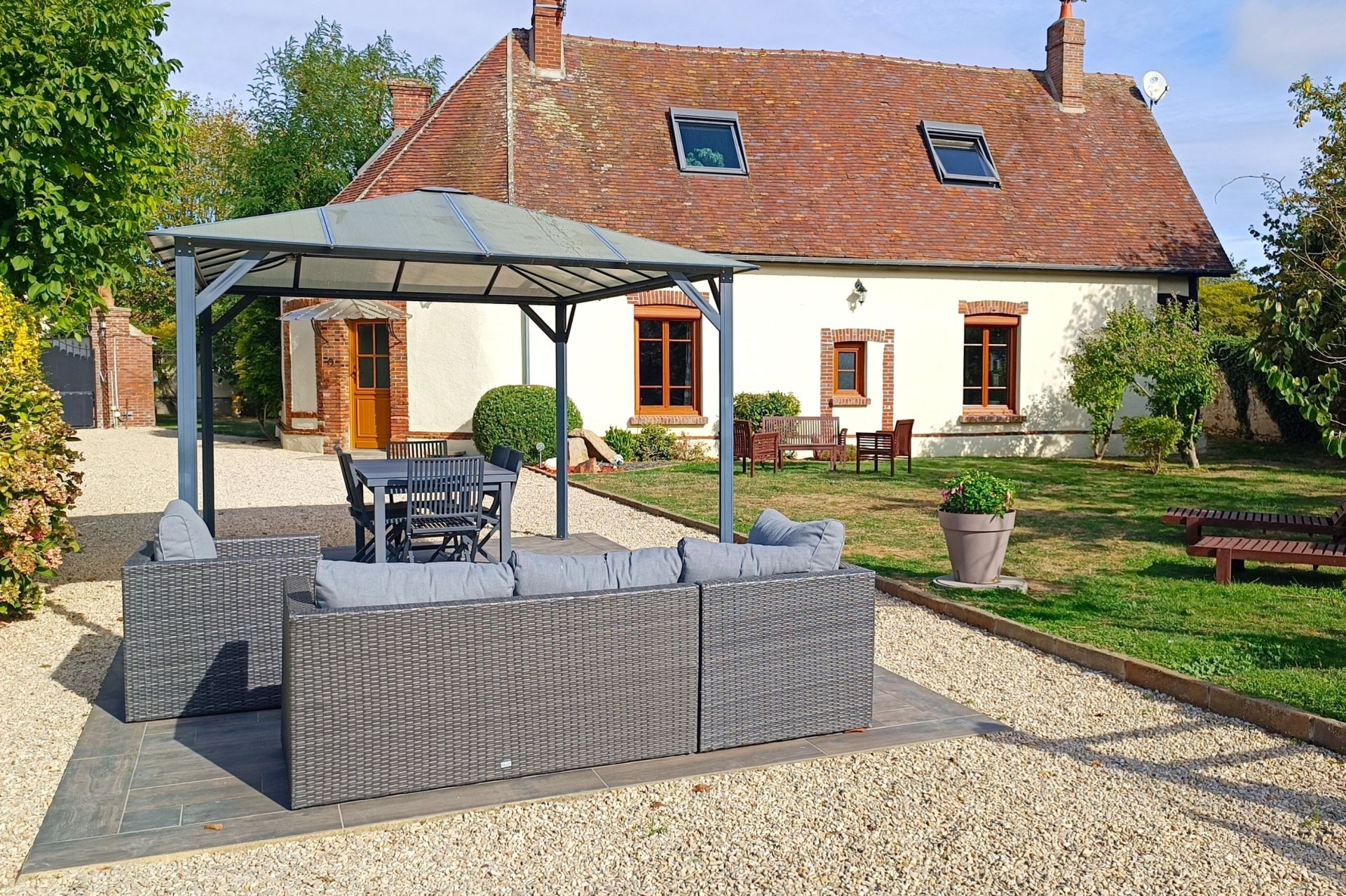 Maison 5 pièces 136 m² · à Tremblay-les-Villages · 136 m² · 270 000 €