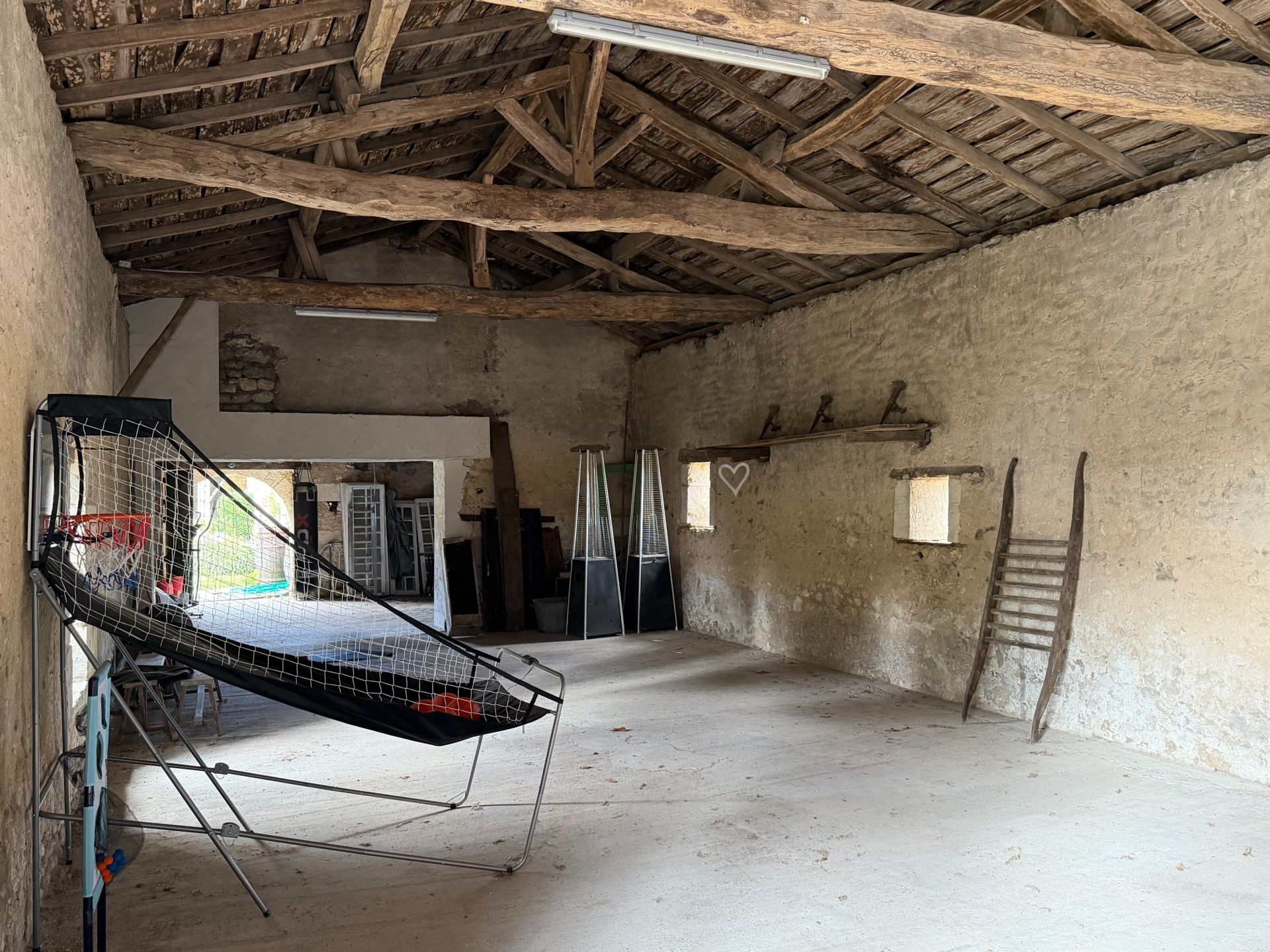 maison de maître 10 Pièces en vente sur LORIGNAC (17240)