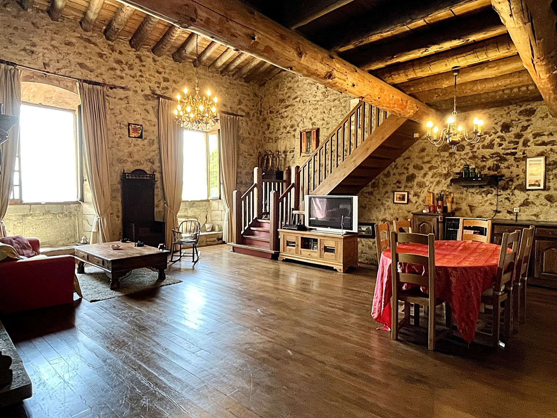 château 4 Pièces en vente sur MOSSET (66500)