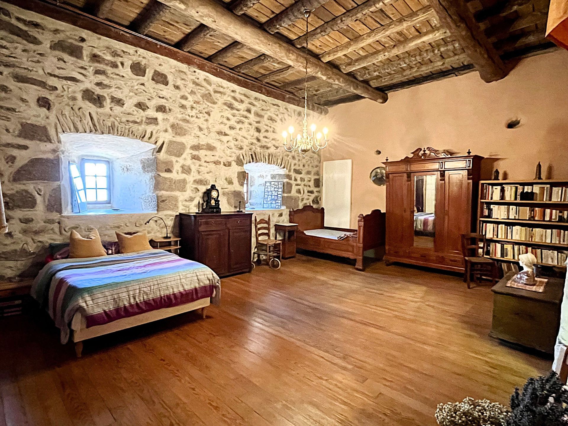 château 4 Pièces en vente sur MOSSET (66500)