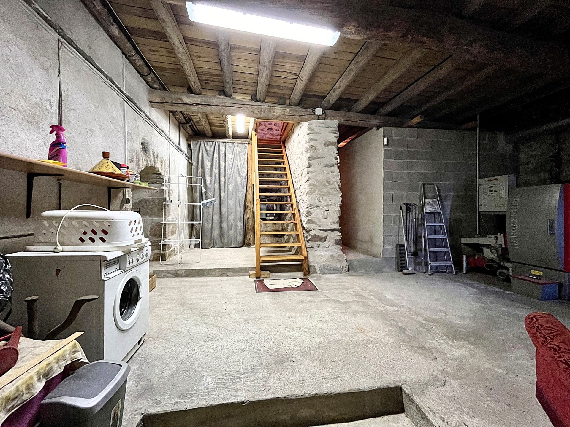 château 4 Pièces en vente sur MOSSET (66500)