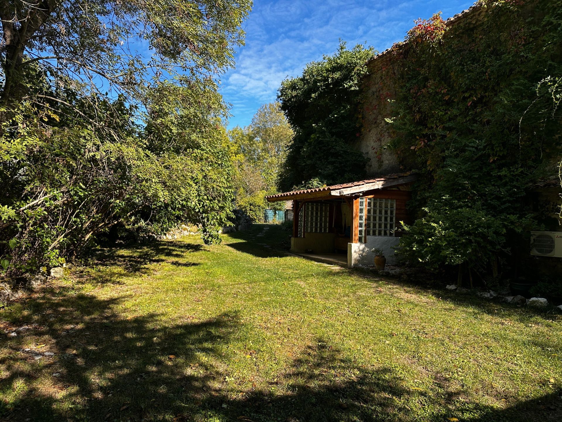 propriété 7 Pièces en vente sur ANTHE (47370)