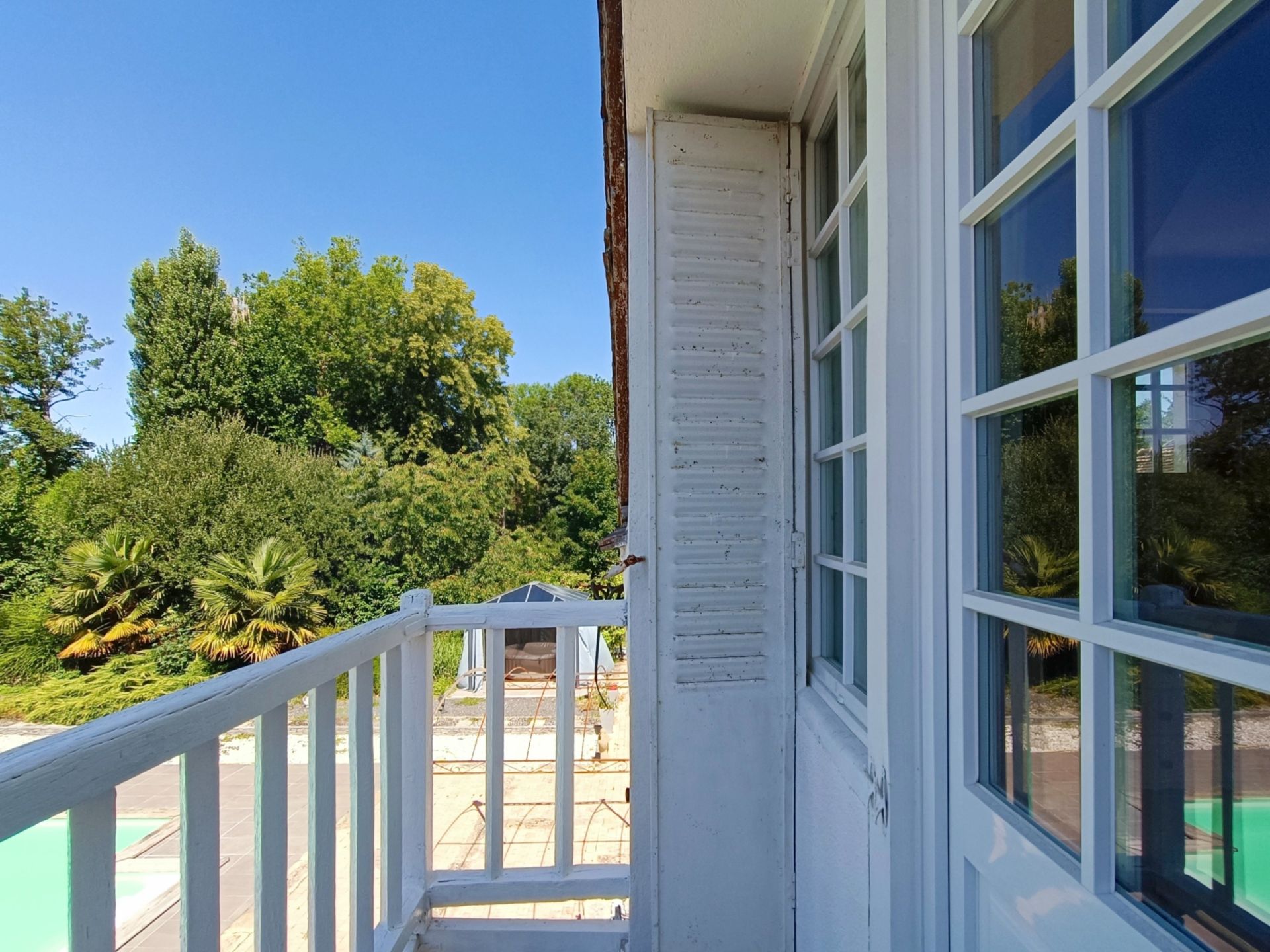 propriété 18 Pièces en vente sur CHERISY (28500)