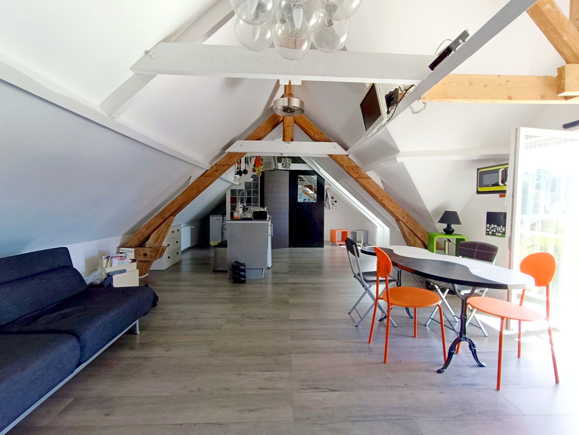 propriété 18 Pièces en vente sur CHERISY (28500)