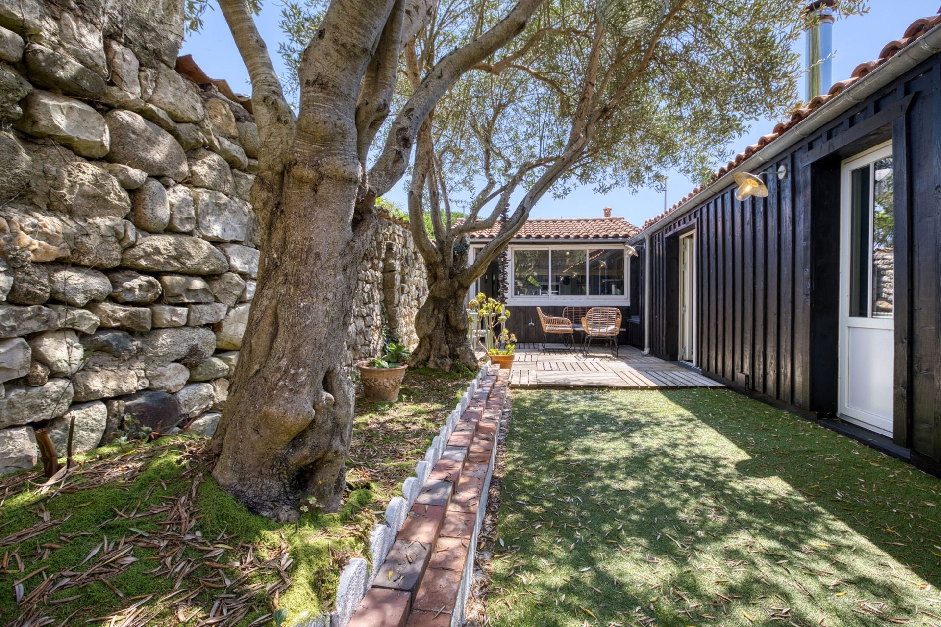 Vente Maison 6&nbsp;Pièces 128&nbsp;m² Lauzieres