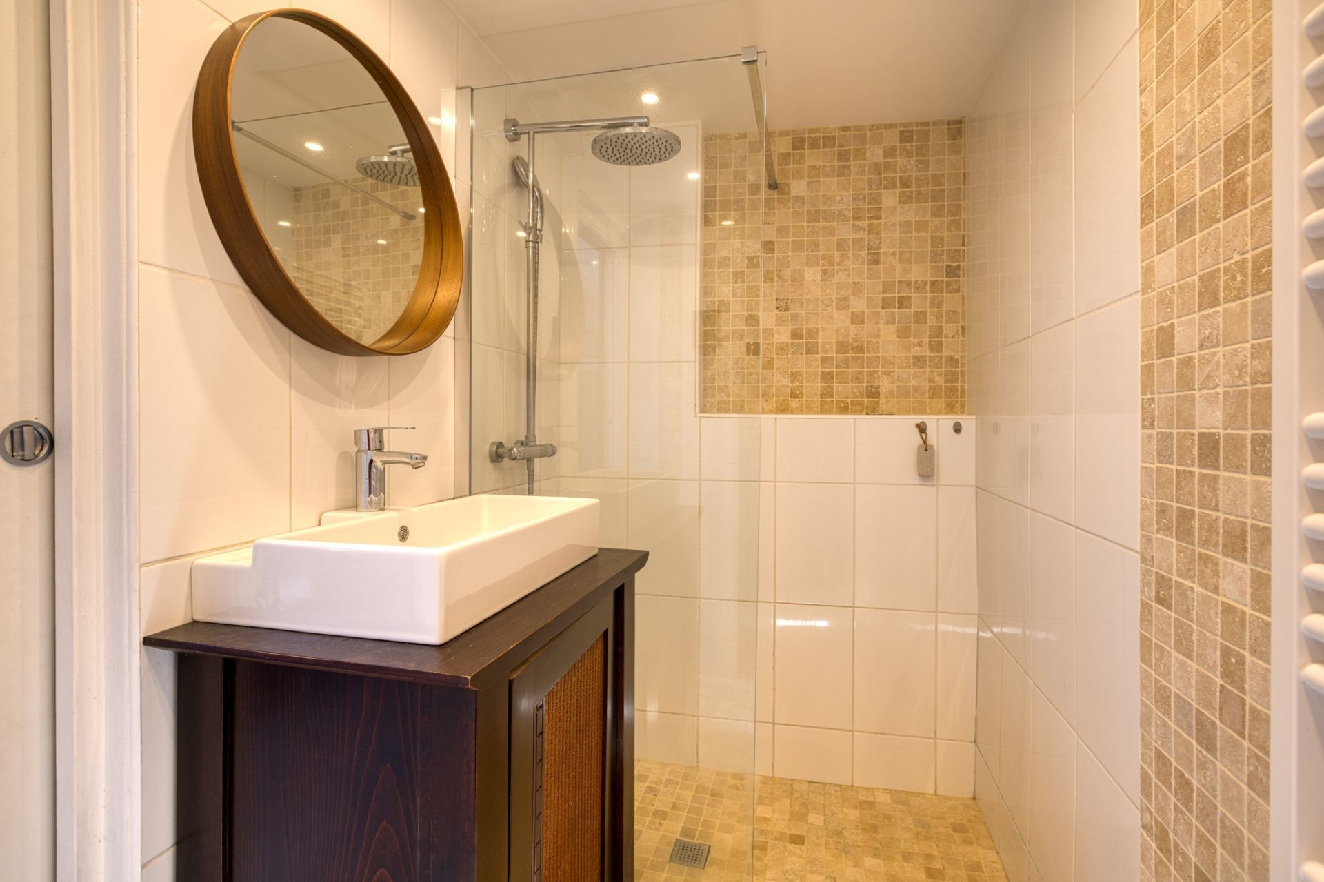 maison 6 Pièces en vente sur LAUZIERES (17137)