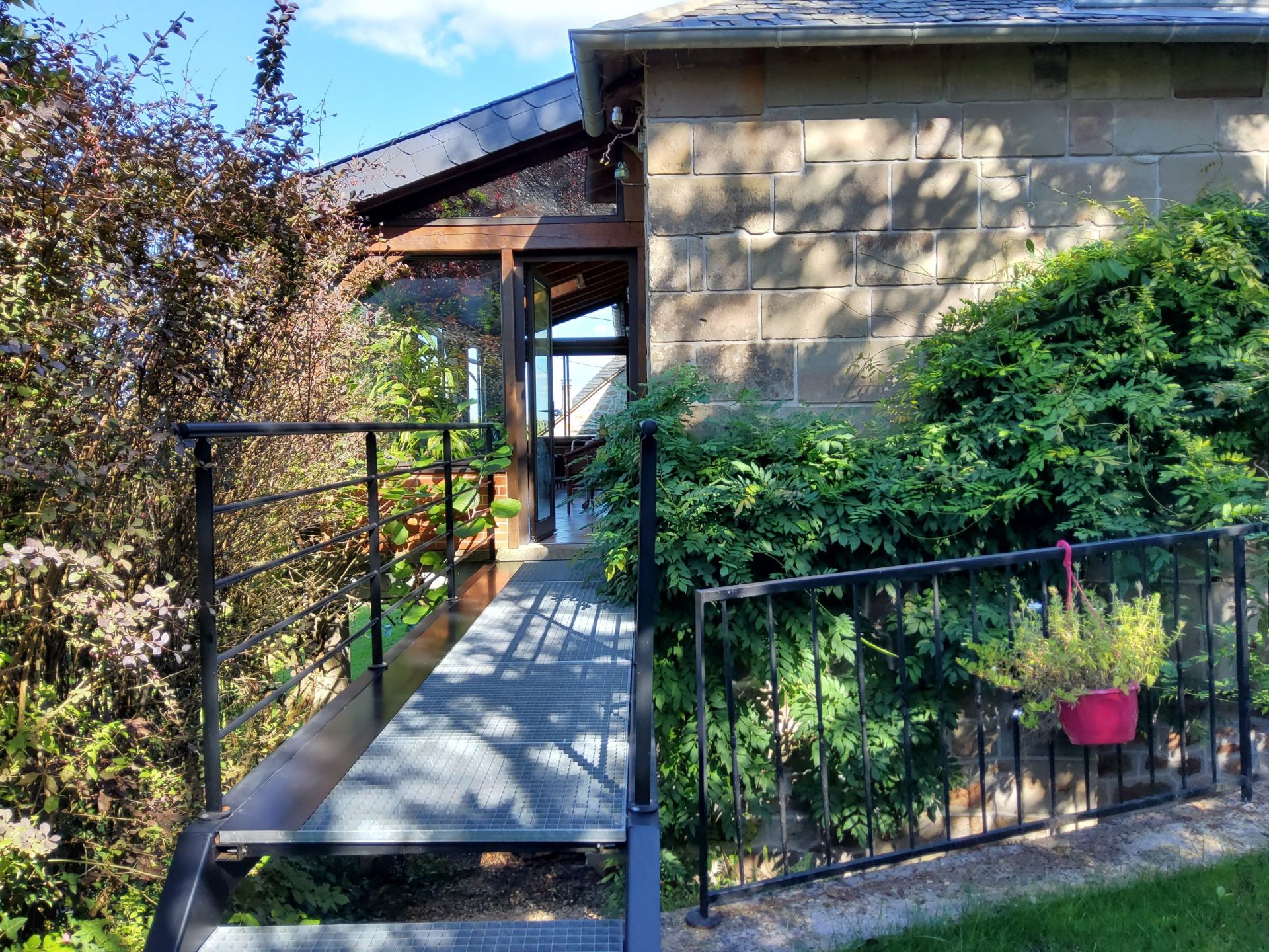 maison 8 Pièces en vente sur BRIGNAC LA PLAINE (19310)