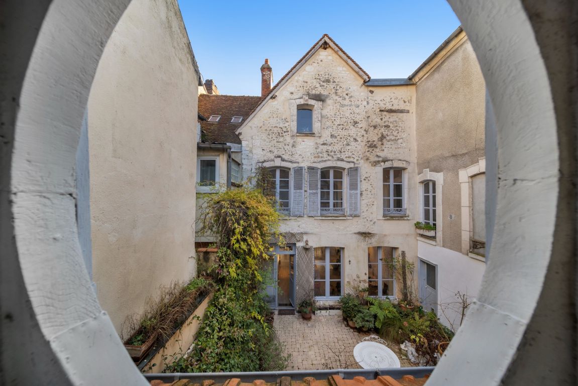 maison de ville 6 Pièces en vente sur JOIGNY (89300) - Plus de details