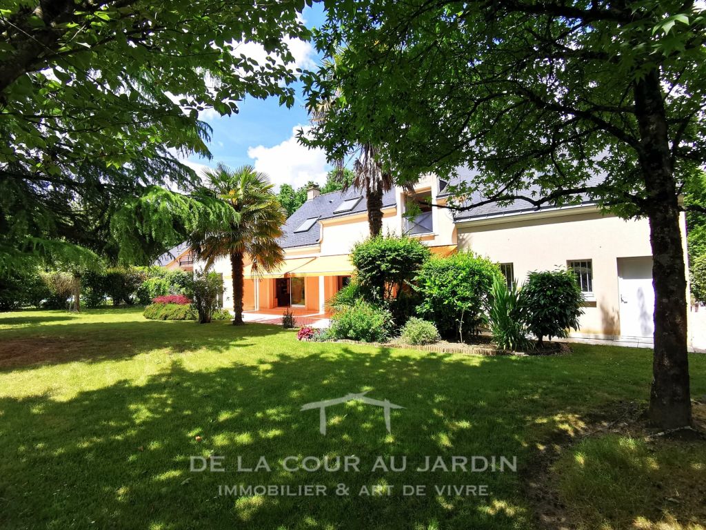 maison 10 Pièces en vente sur CARQUEFOU (44470) - Plus de details