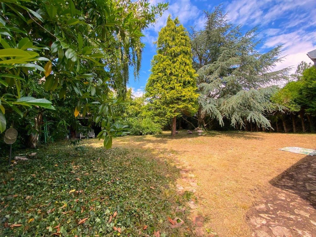 Sale House 10 rooms 300 m² Notre-Dame-de-la-Mer