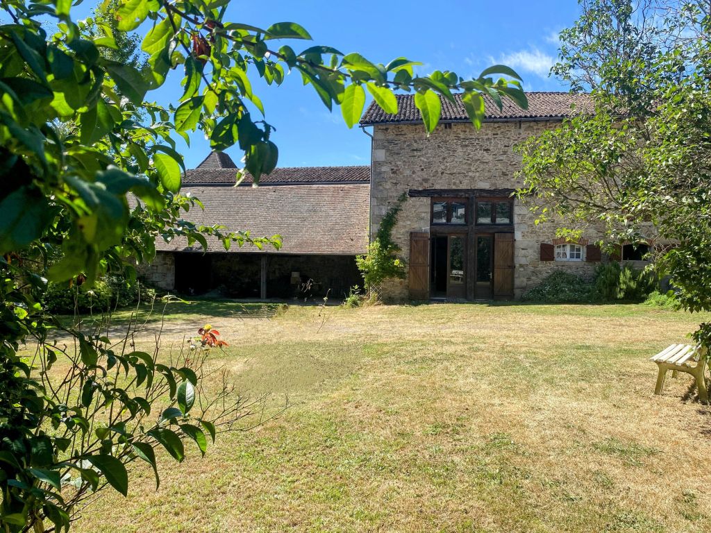 Vente Propriété 7&nbsp;Pièces 226&nbsp;m² Les Cars