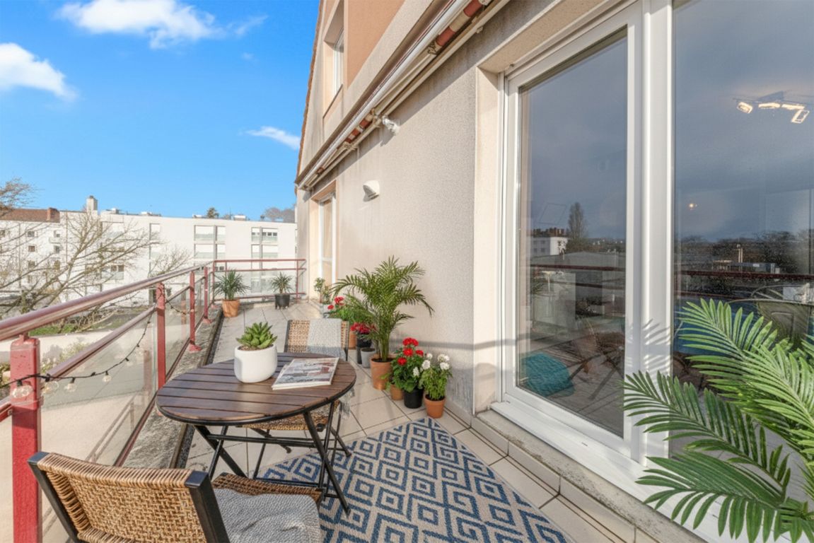 duplex 6 rooms for sale on DIJON (21000) - See details