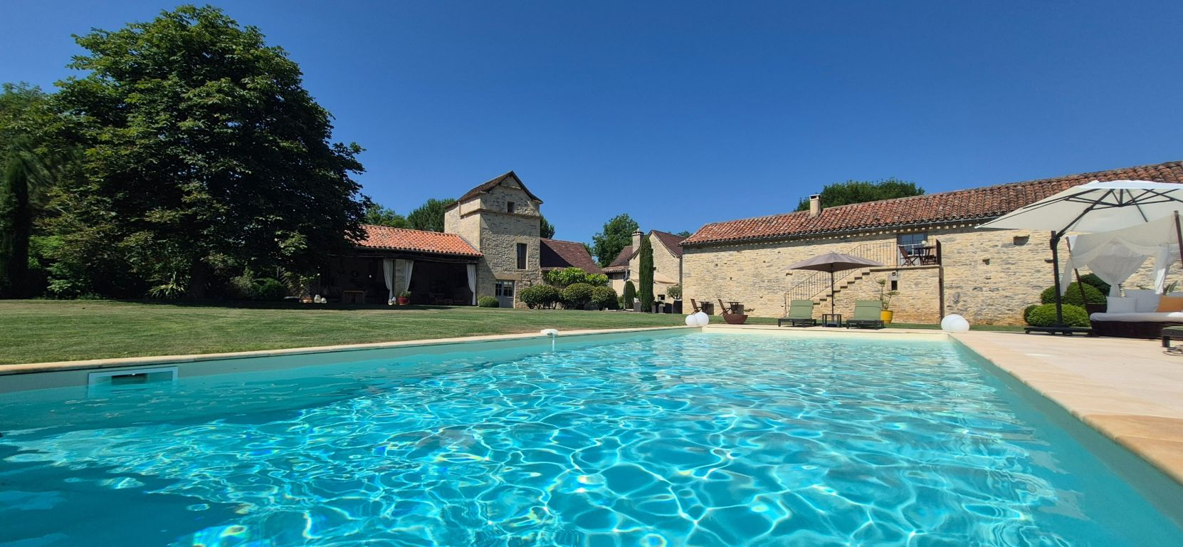 Vente Maison 14&nbsp;Pièces 416&nbsp;m² Caylus